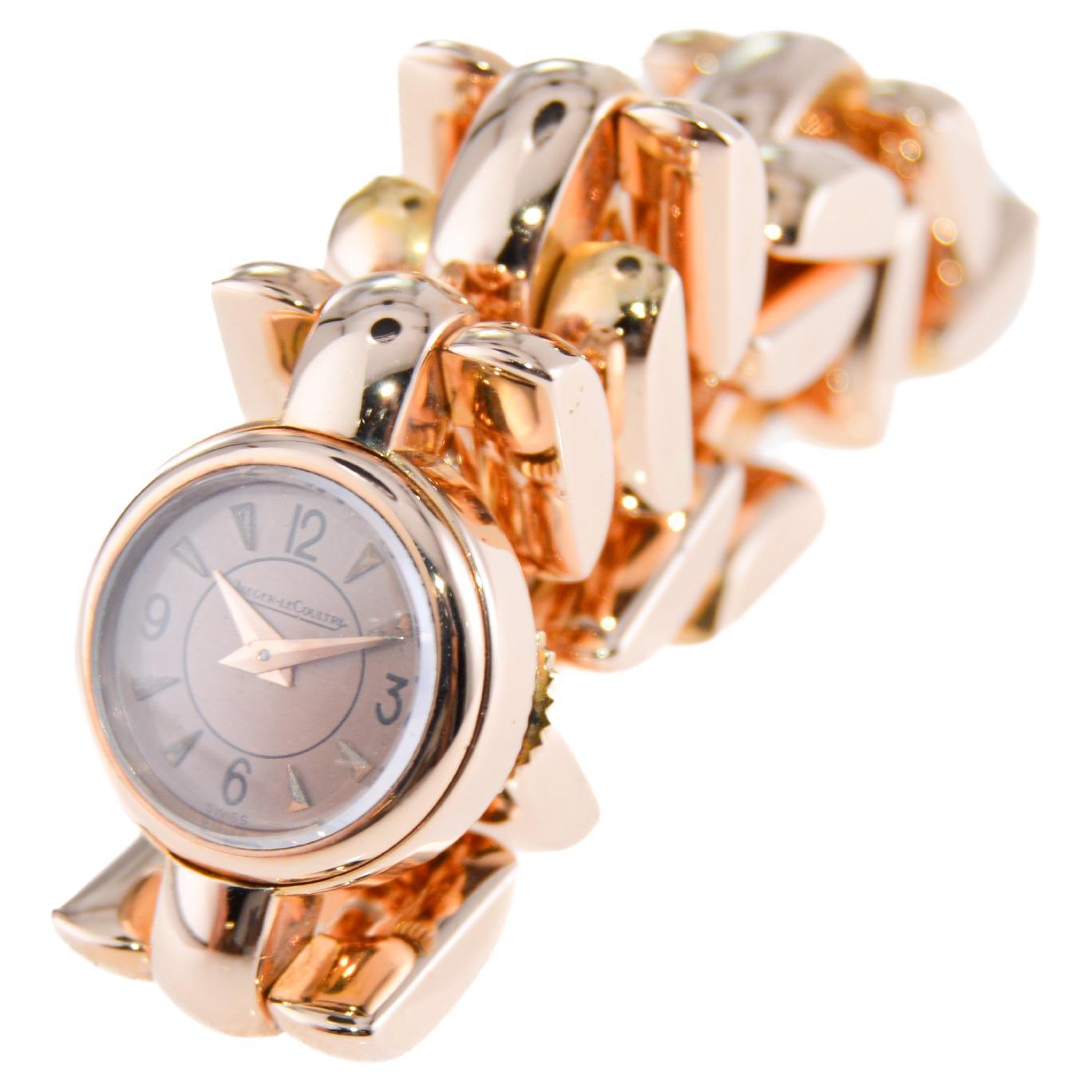 LeCoultre Ladies Rose Gold Full Size Backwind Round Bracelet Watch en vente 2