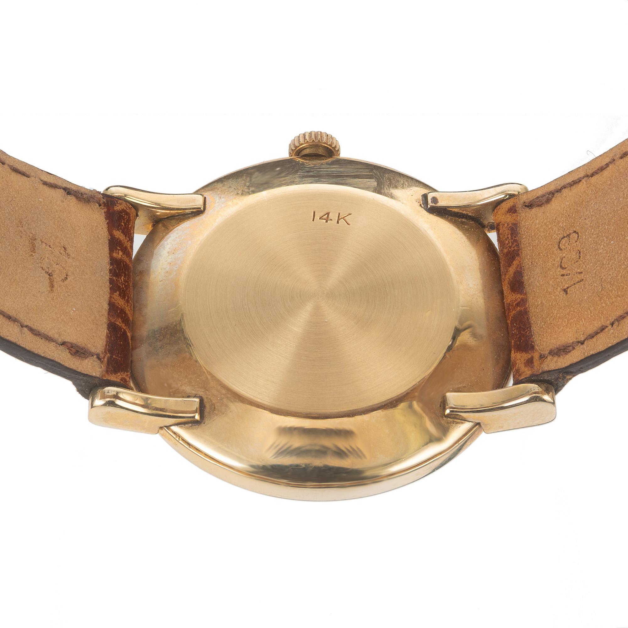 LeCoultre Damenarmbanduhr aus Gelbgold aus der Mitte des Jahrhunderts im Angebot 4
