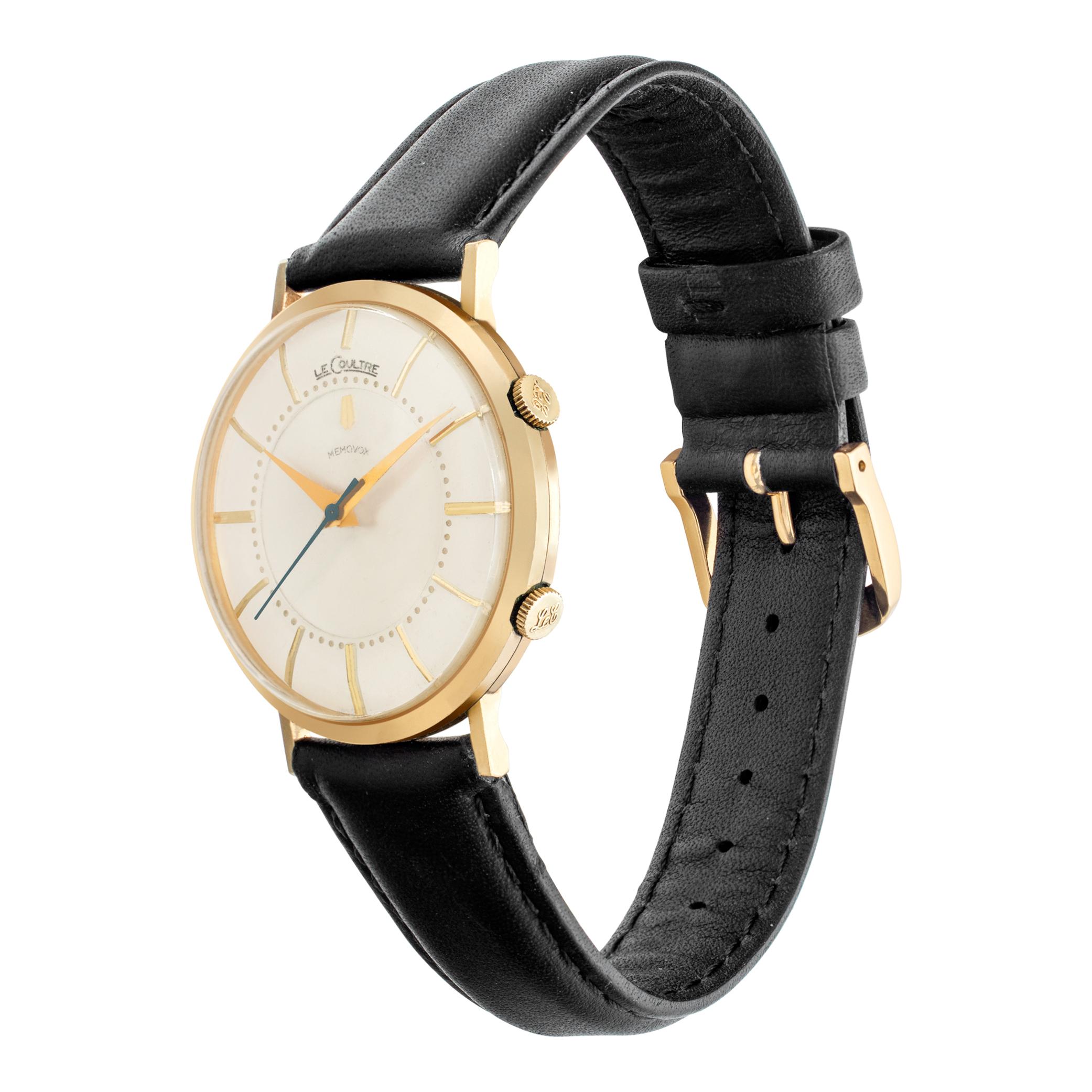 LeCoultre Memovox in 10k gold fill on a black calfskin strap. Manual w/ alarm. 34 mm case size. Ref 3024. Fine Pre-owned LeCoultre Watch.

 Certified preowned Vintage LeCoultre Memovox 3024 watch on a Black calfskin strap with a Gold Plate tang