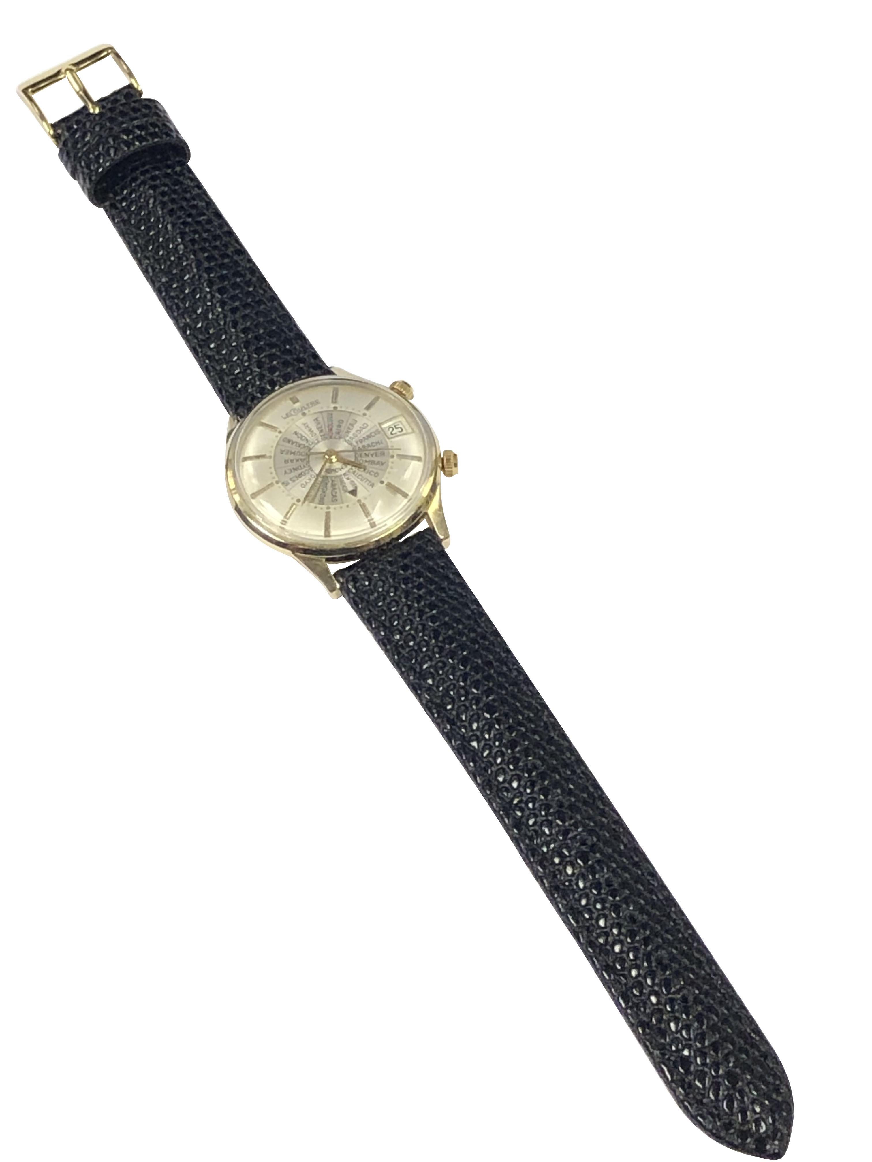LeCoultre Vintage World Time Memovox Alarm Wrist Watch In Excellent Condition In Chicago, IL
