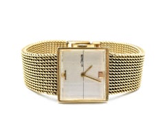 Reloj de pulsera de cuerda manual LeCoultre de oro amarillo