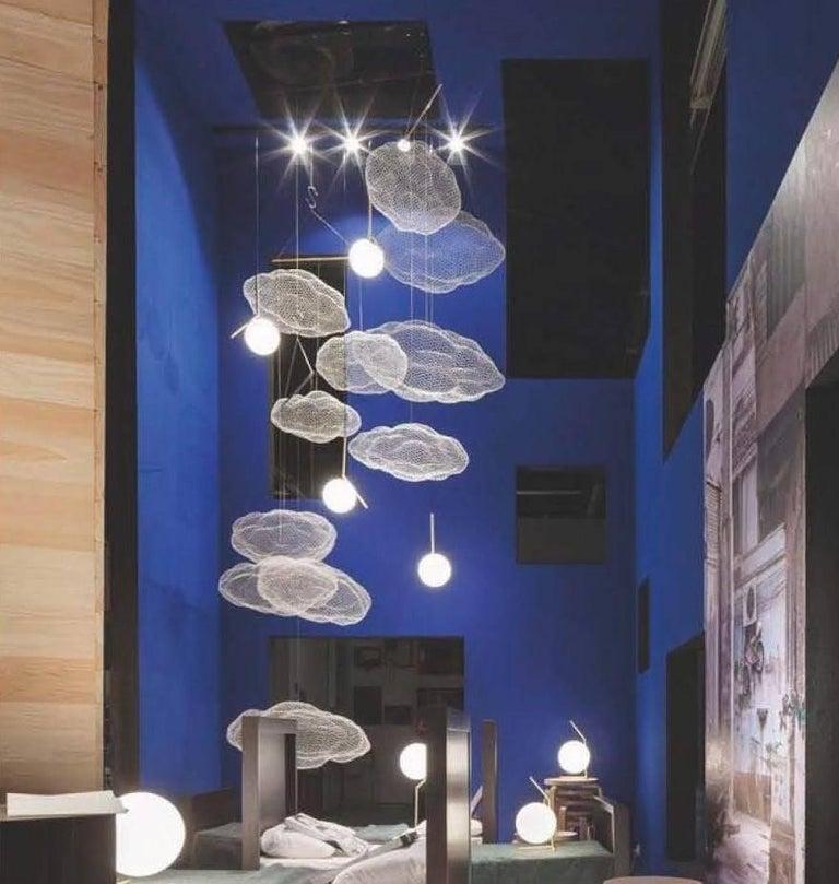 XXI secolo e contemporaneo Lampadario LED Cloud Piccolo in vendita