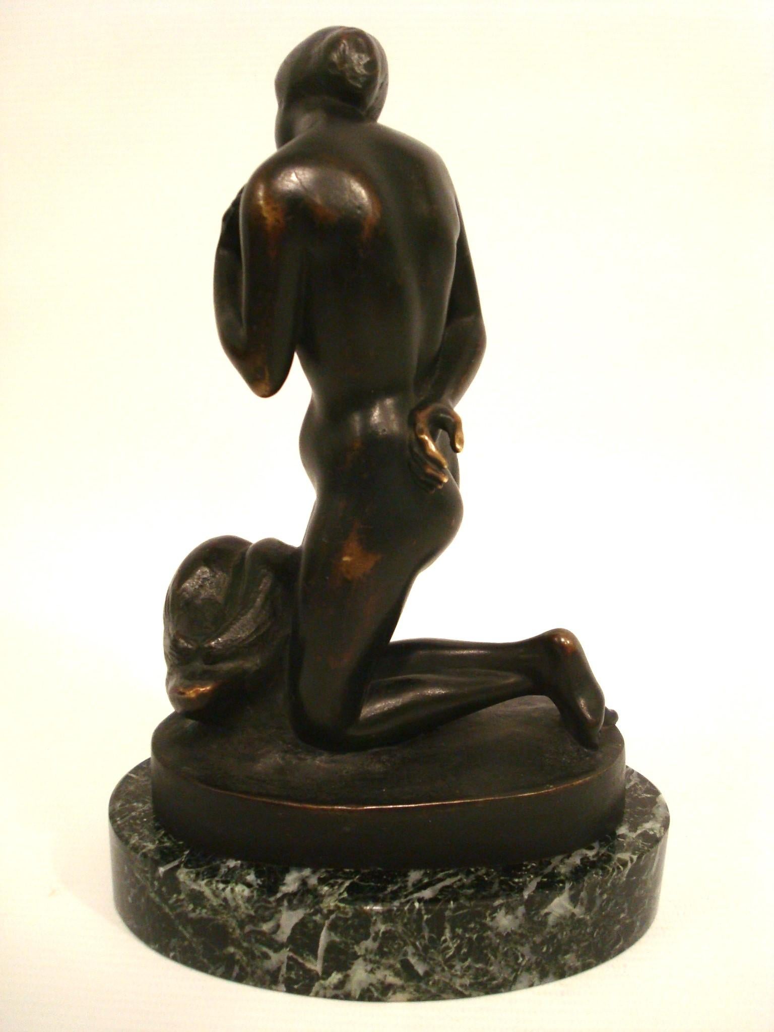 Leda e il cigno Scultura in bronzo di Ferd Otratovsky In condizioni buone in vendita a Buenos Aires, Olivos