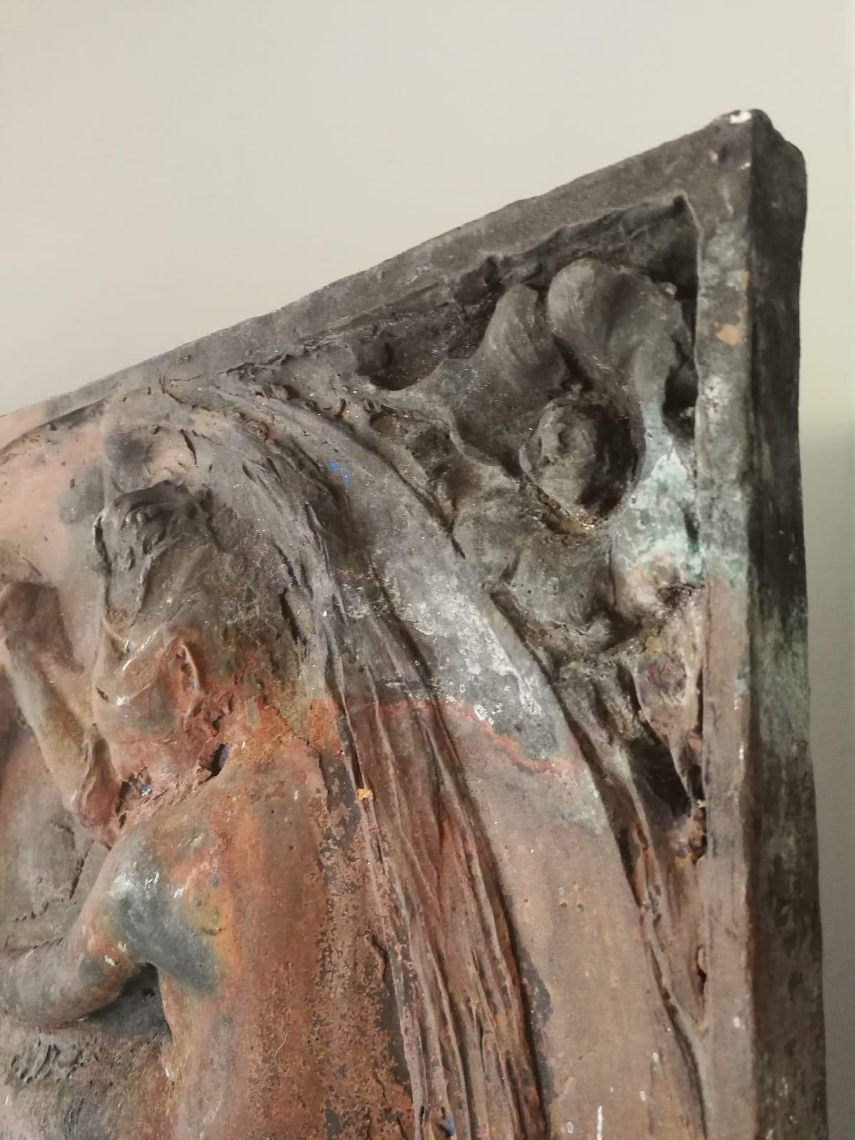 Rilievo in bronzo Leda Art Nouveau firmato dall'artista 1900s in vendita 1