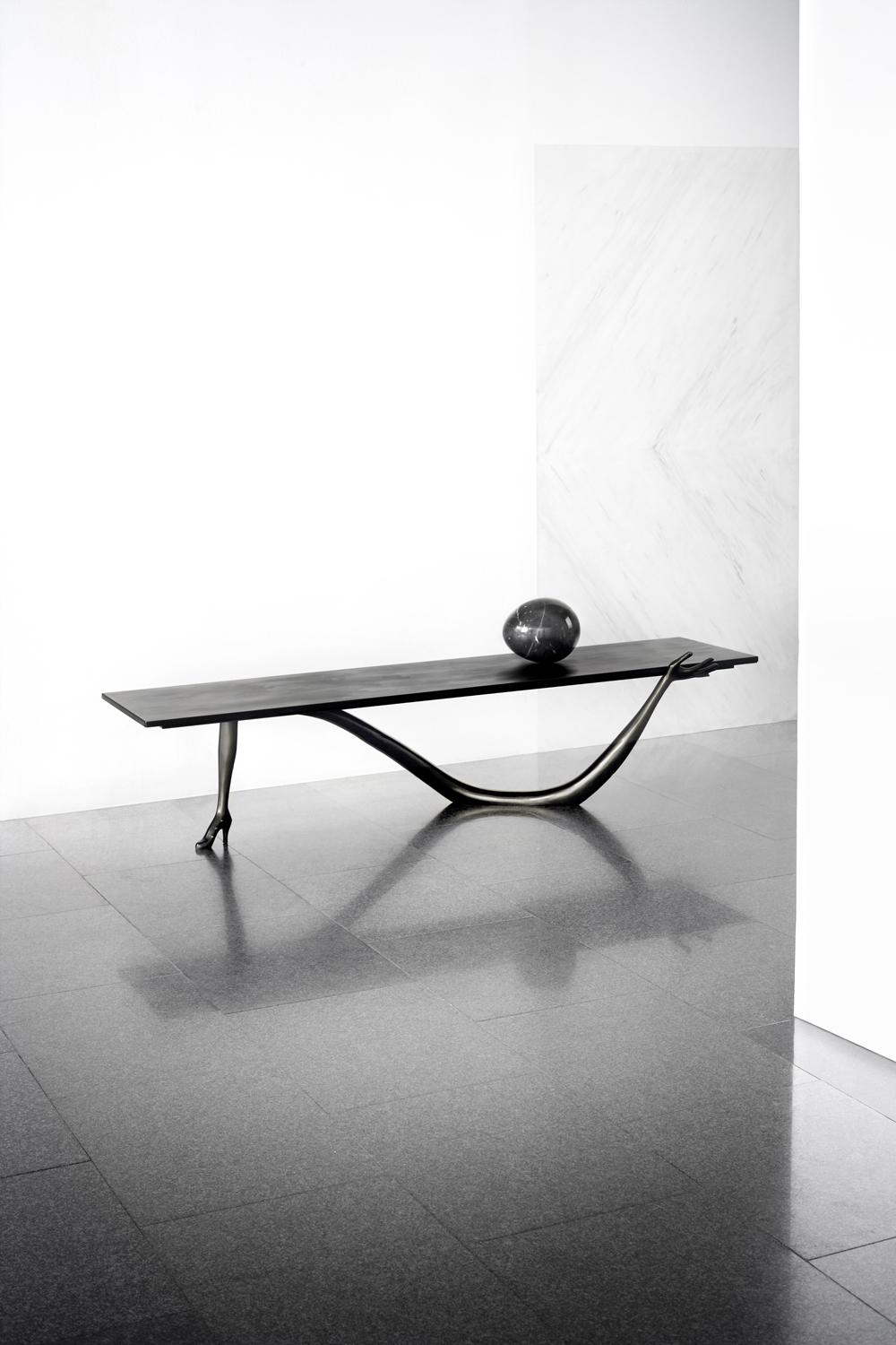 Leda Blacklabel low table, Limited Edition, Salvador Dalí
Limited to 105 Pieces
Design inspired on an artwork by Salvador Dalí
Dimensions: 51 x 190 x 61 H cm
Materials: Brass, marble

Design inspired on an artwork by Salvador Dalí: ‘Femme à