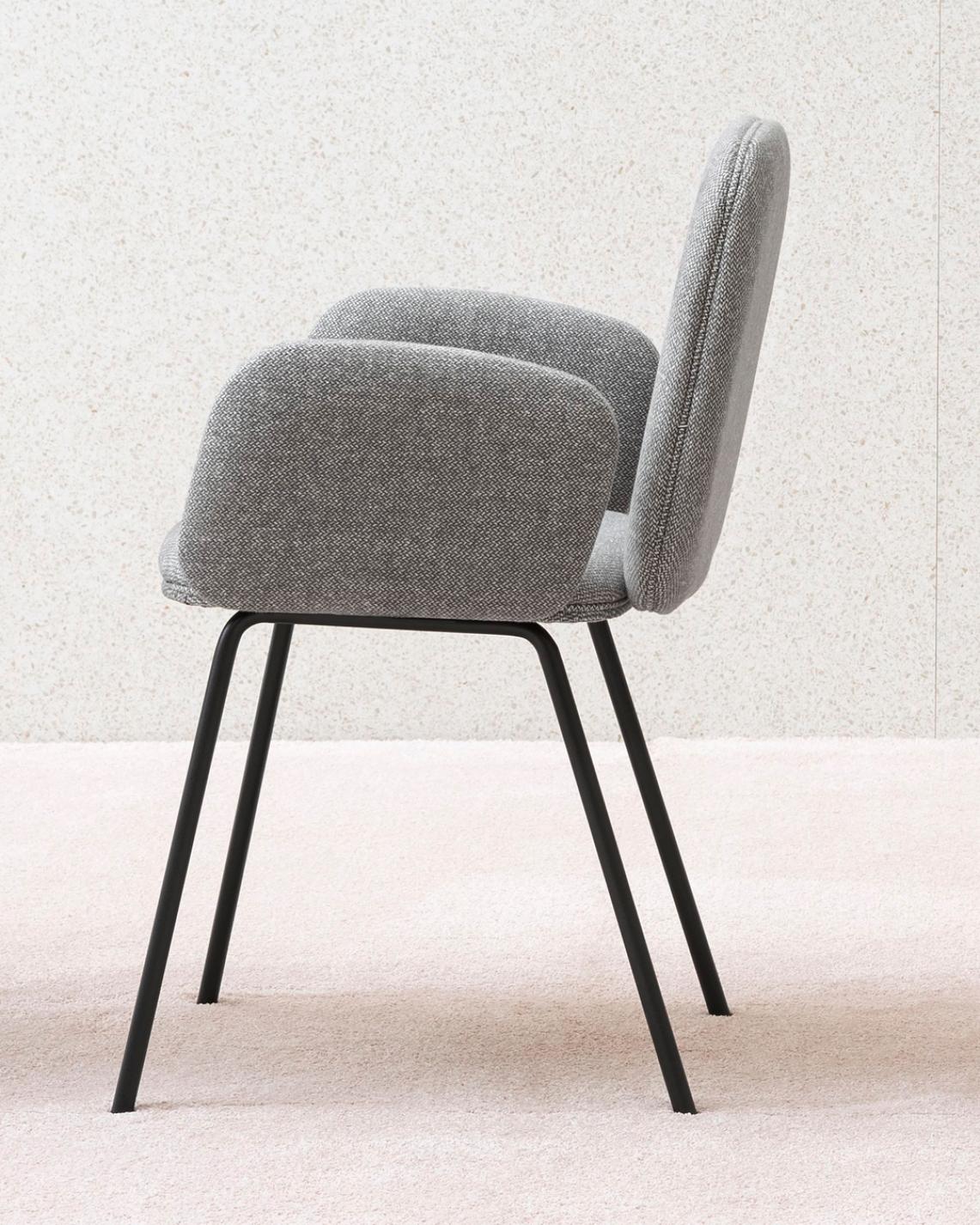 Contemporary Leda Cushion Armchair in Black Metal Base, by Francesco Beghetto For Sale