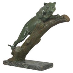 Leducq. Rare art deco panther sculpture