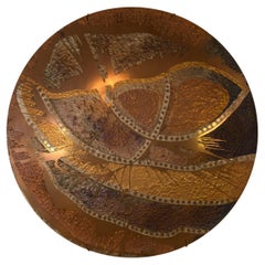 Abstrakter geätzter Teller aus Bronze von Lee Barnes Peck