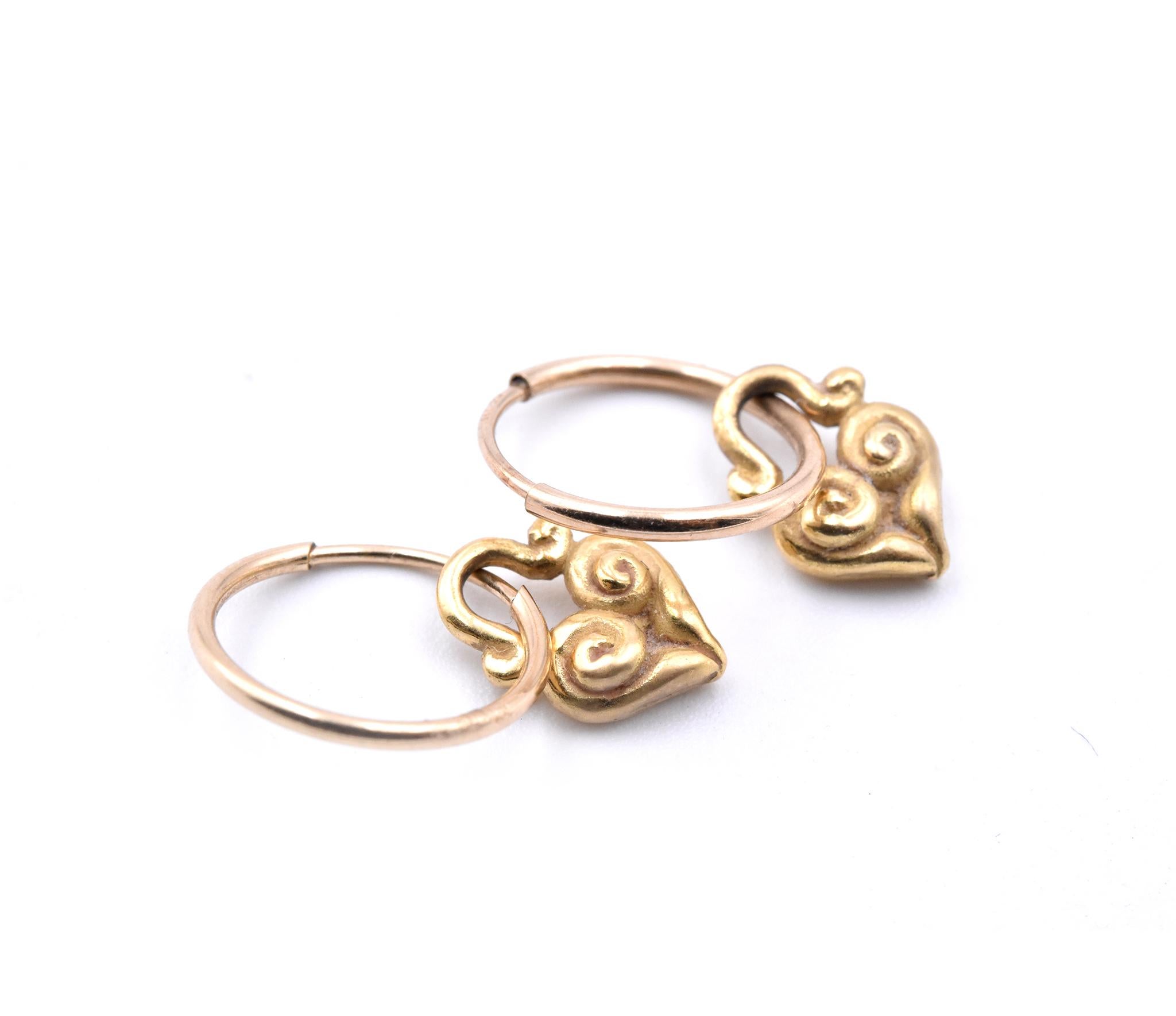 Designer: Lee Brevard
Material: 18K Yellow Gold 
Dimensions: the earring measures 20.01 X 7.08mm
Weight: 2.22 grams
