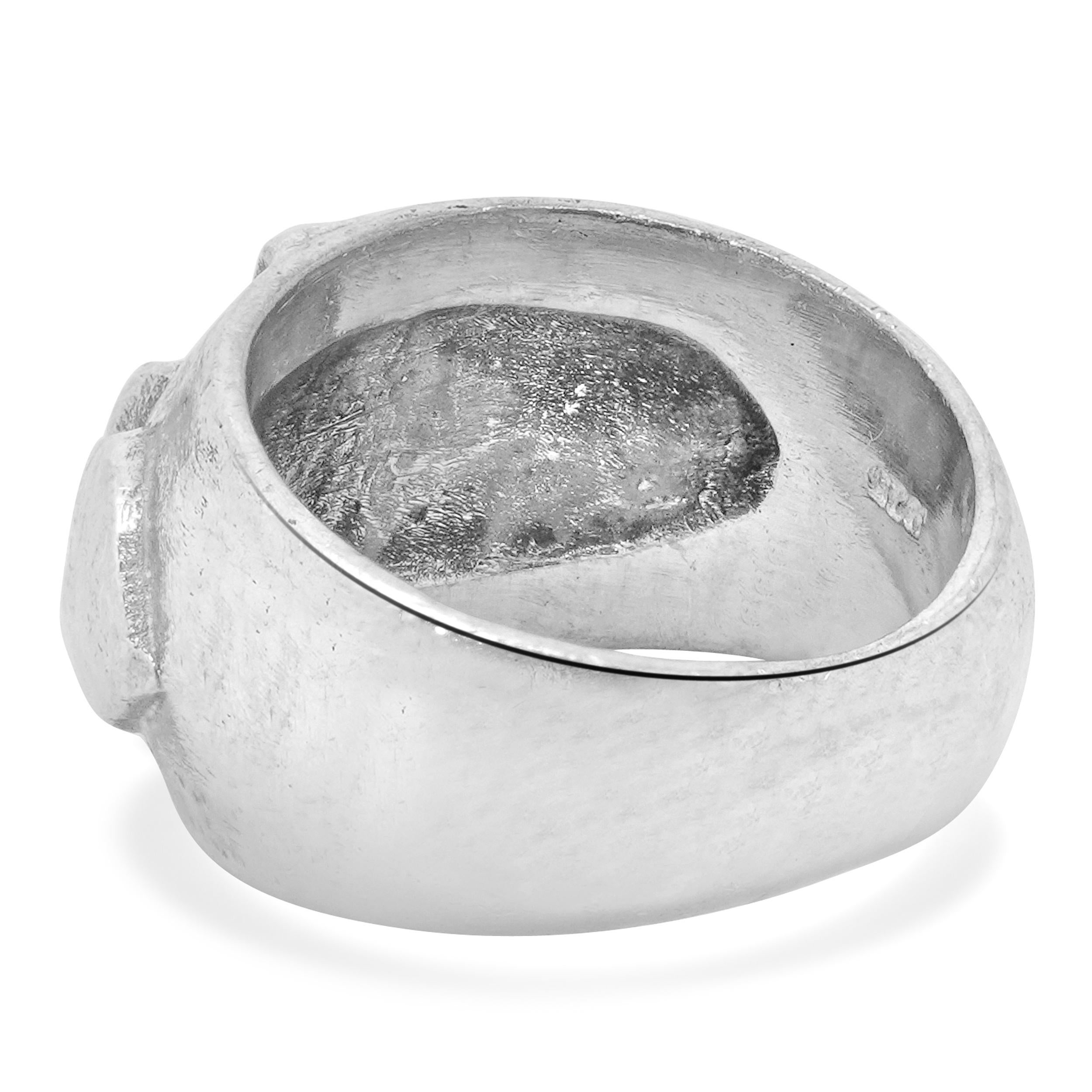 Lee Brevard Anillo Corazón de Hierro de Plata de Ley en Excelente estado para la venta en Scottsdale, AZ