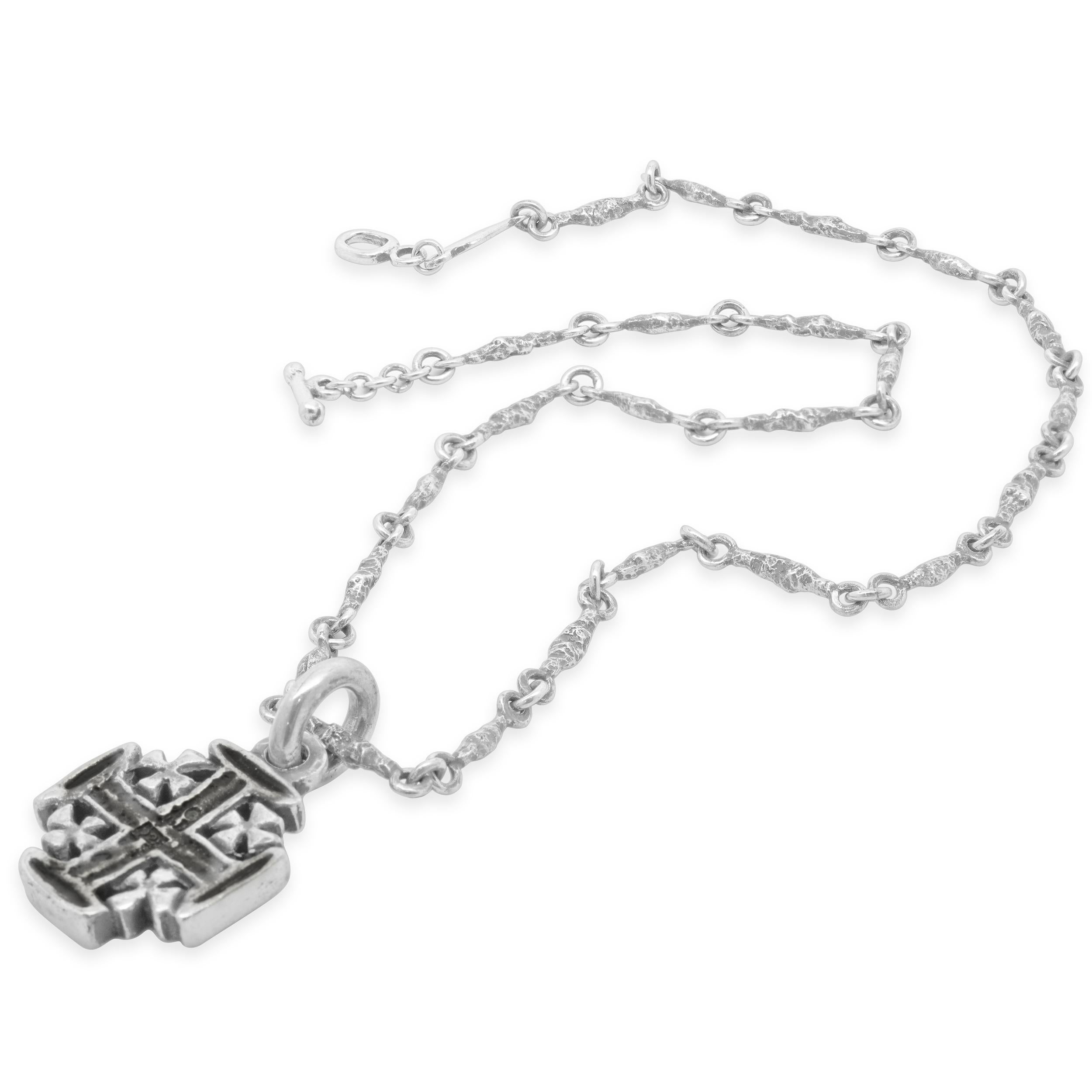 Lee Brevard Collar con dije de cruz y cadena de dinero antiguo de plata de ley en Excelente estado para la venta en Scottsdale, AZ