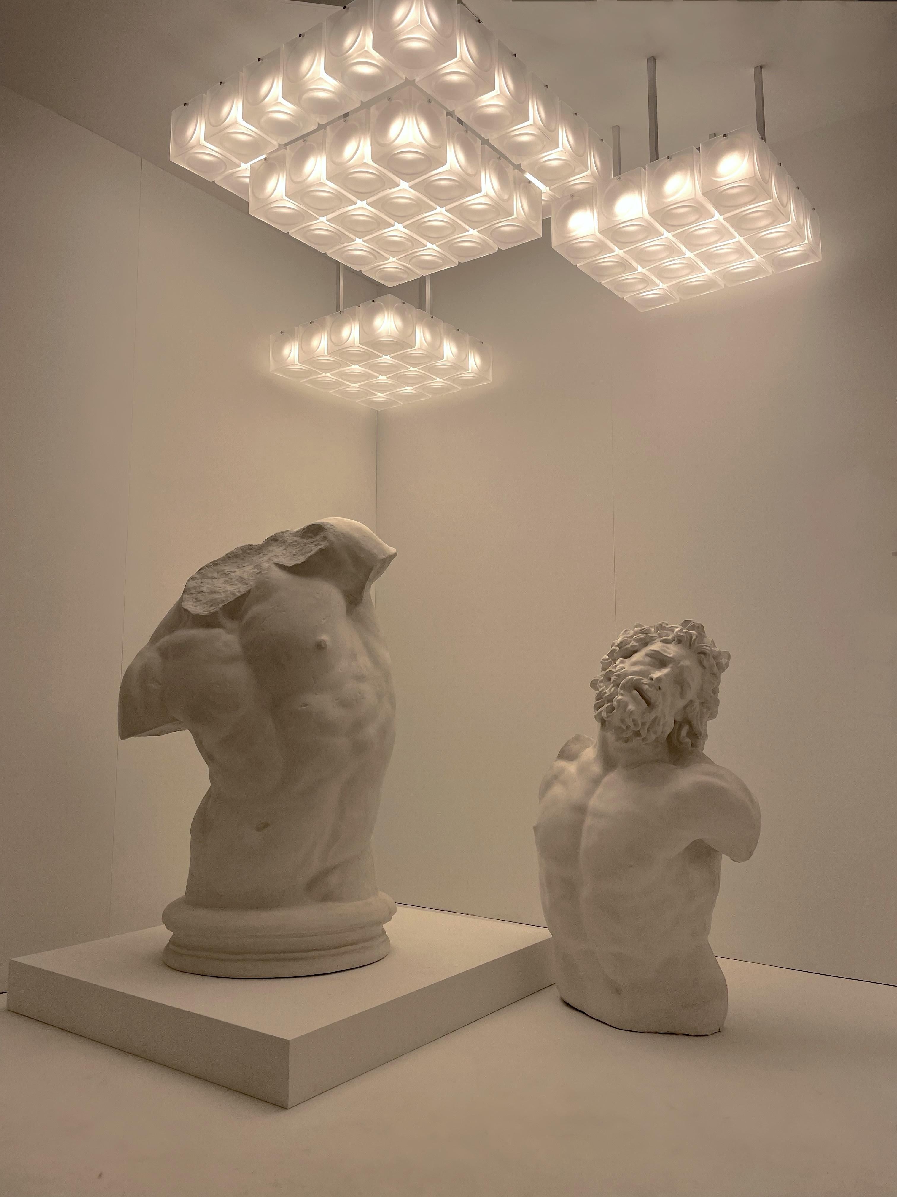 Britannico Lee Broom - Lampadario Chant 6x6 a 2 livelli in vendita
