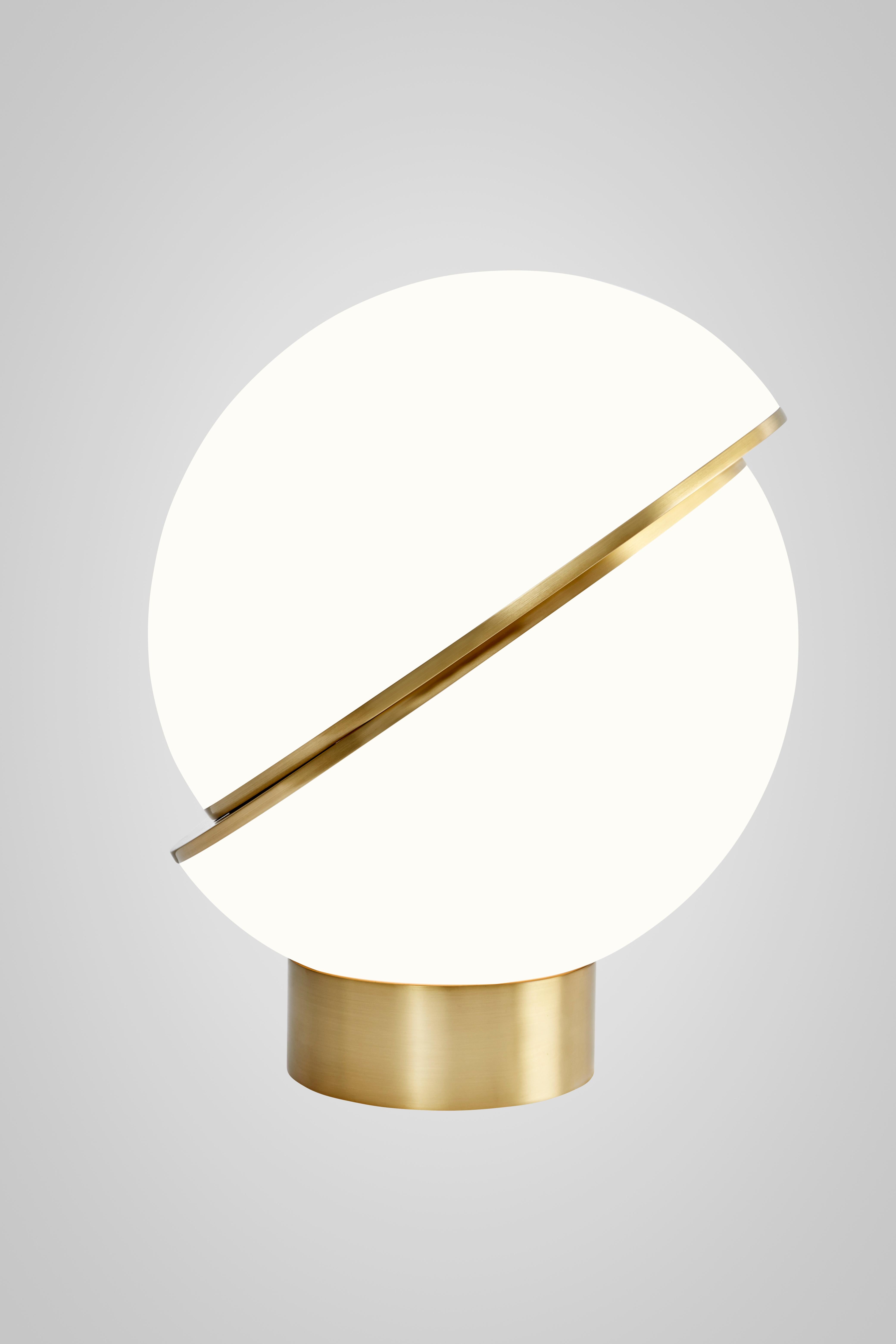 Brossé Lee Broom - Lampe à poser Crescent en vente