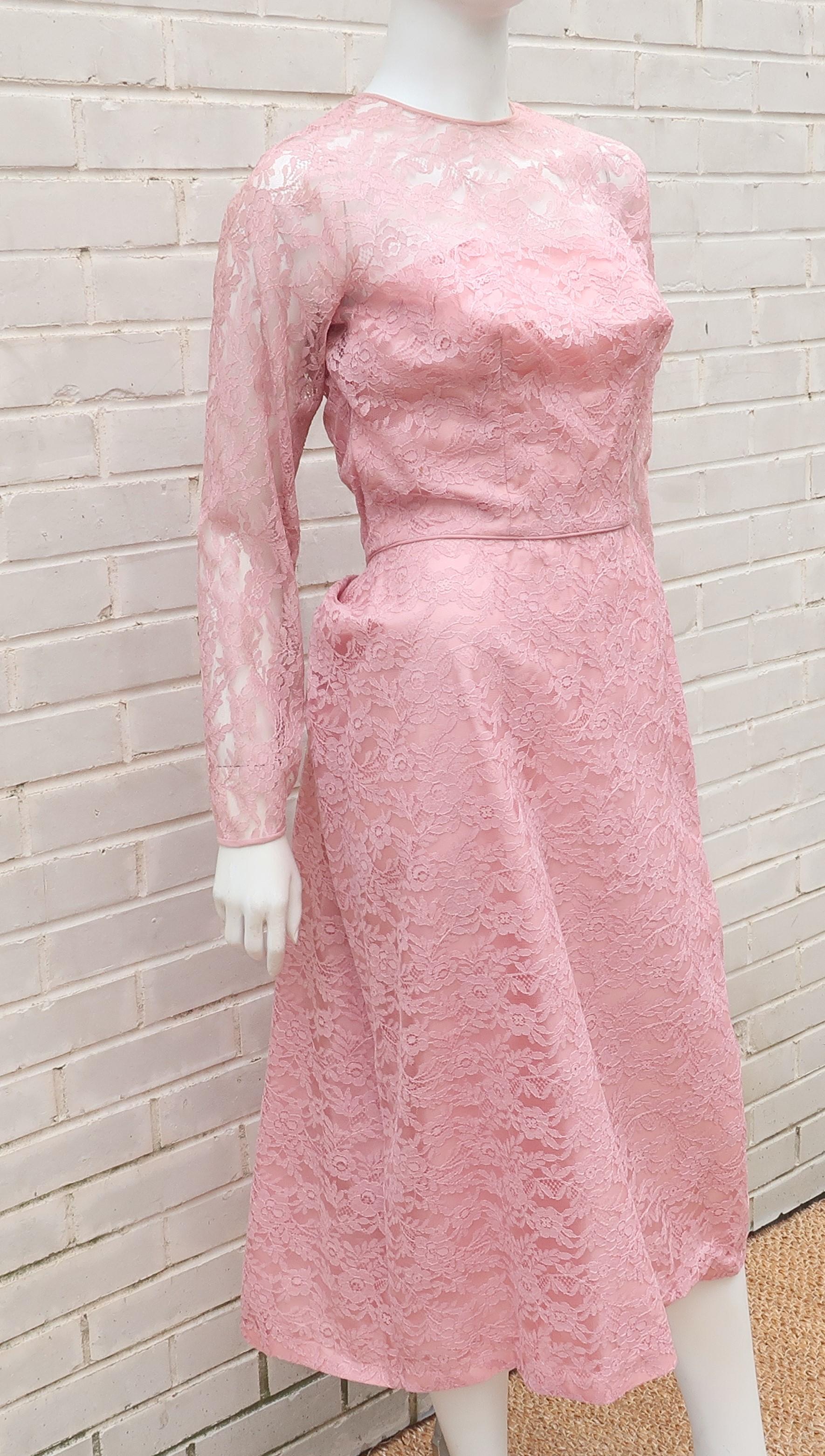 Lee Claire Pink Lace Cocktail Dress, 1950's In Good Condition For Sale In Atlanta, GA