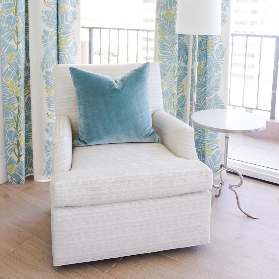 lee industry chairs