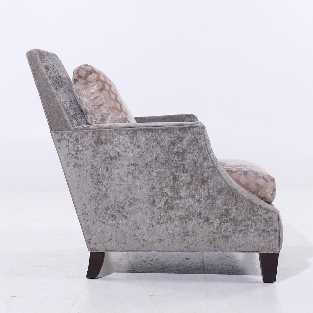 Lee Industries Chaise longue tapissée - Paire en vente 3