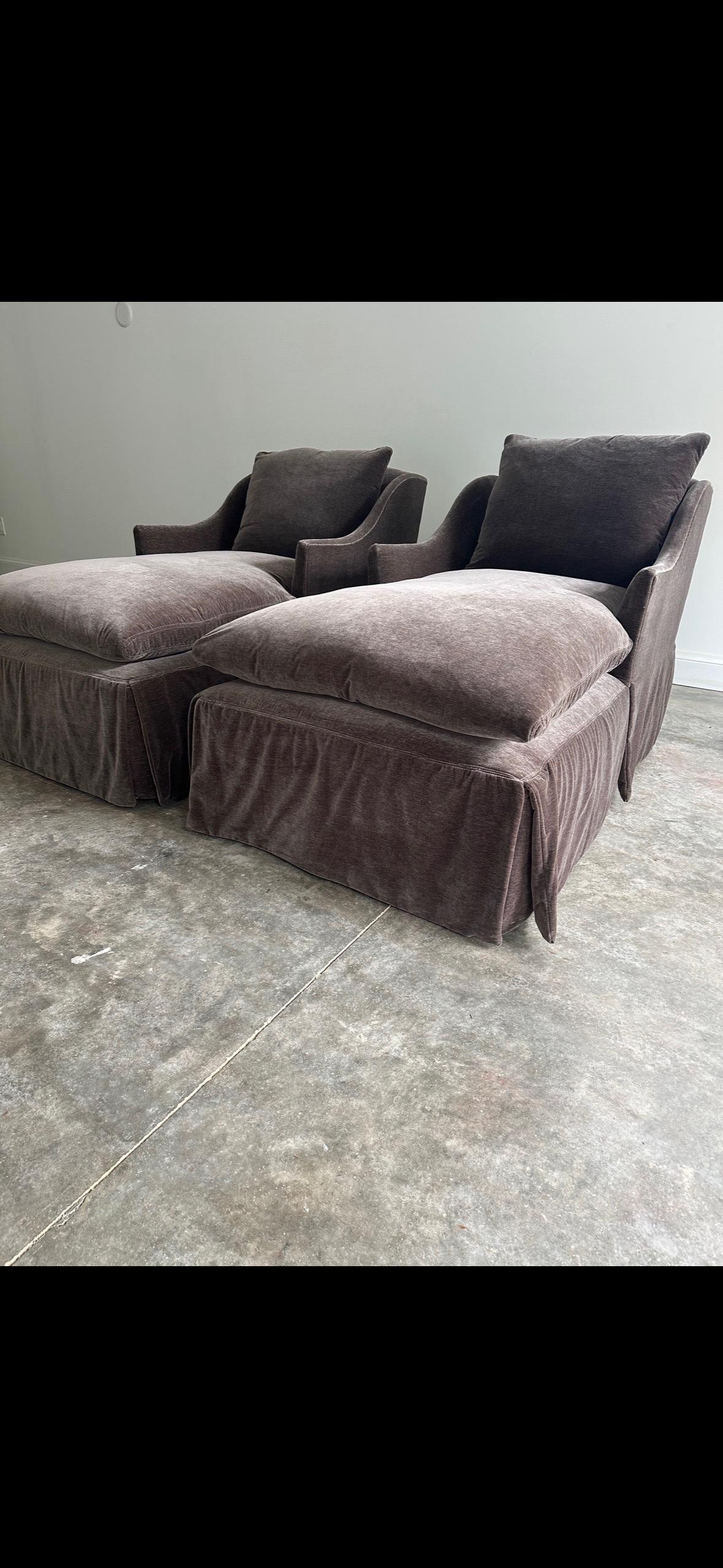 Lee Industries Velvet Chaise Lounge For Sale 3