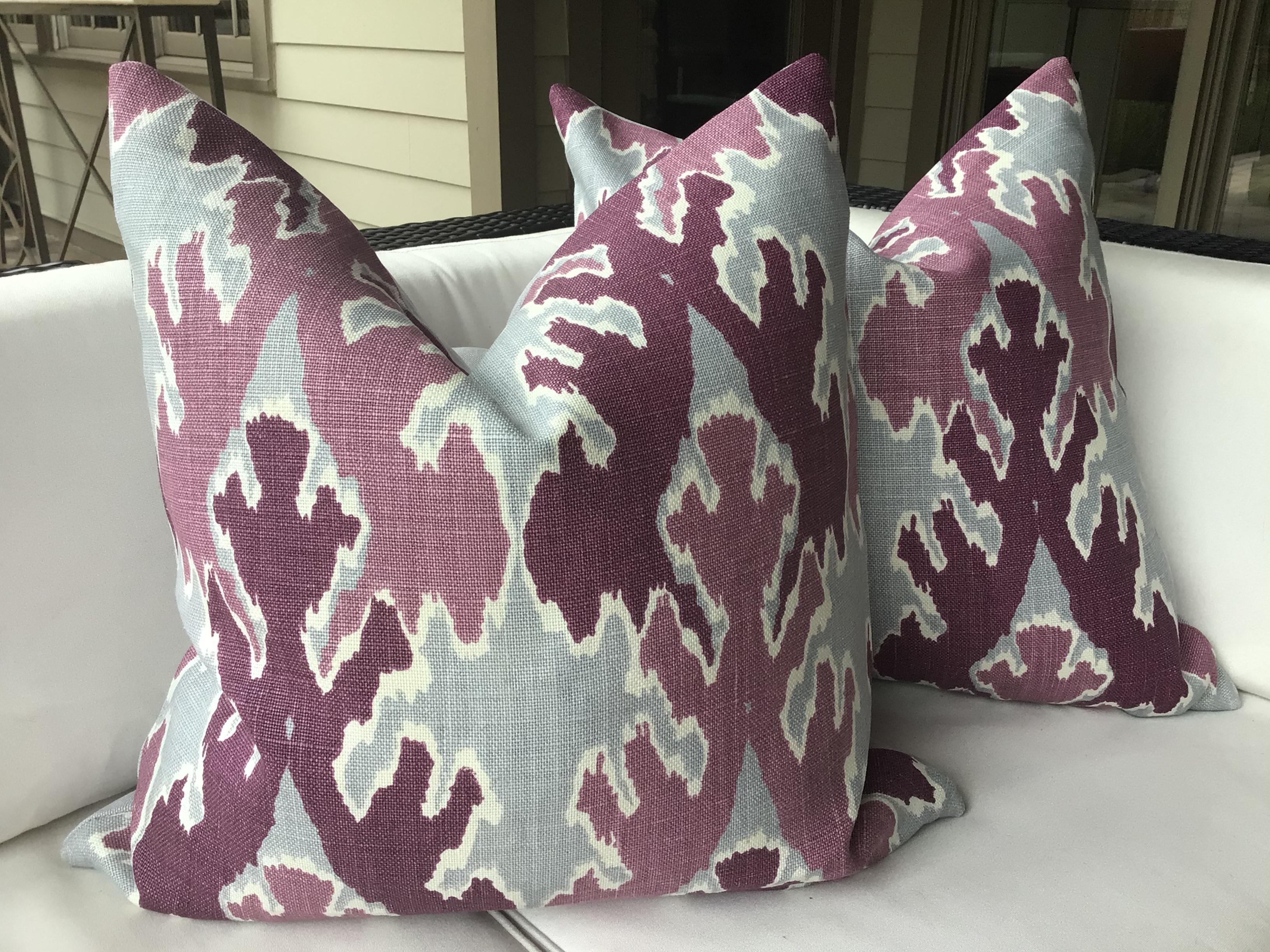 Lee Jofa Bengal Bazaar Magenta and Gray Down Filled Pillows - a Pair In New Condition For Sale In Winder, GA