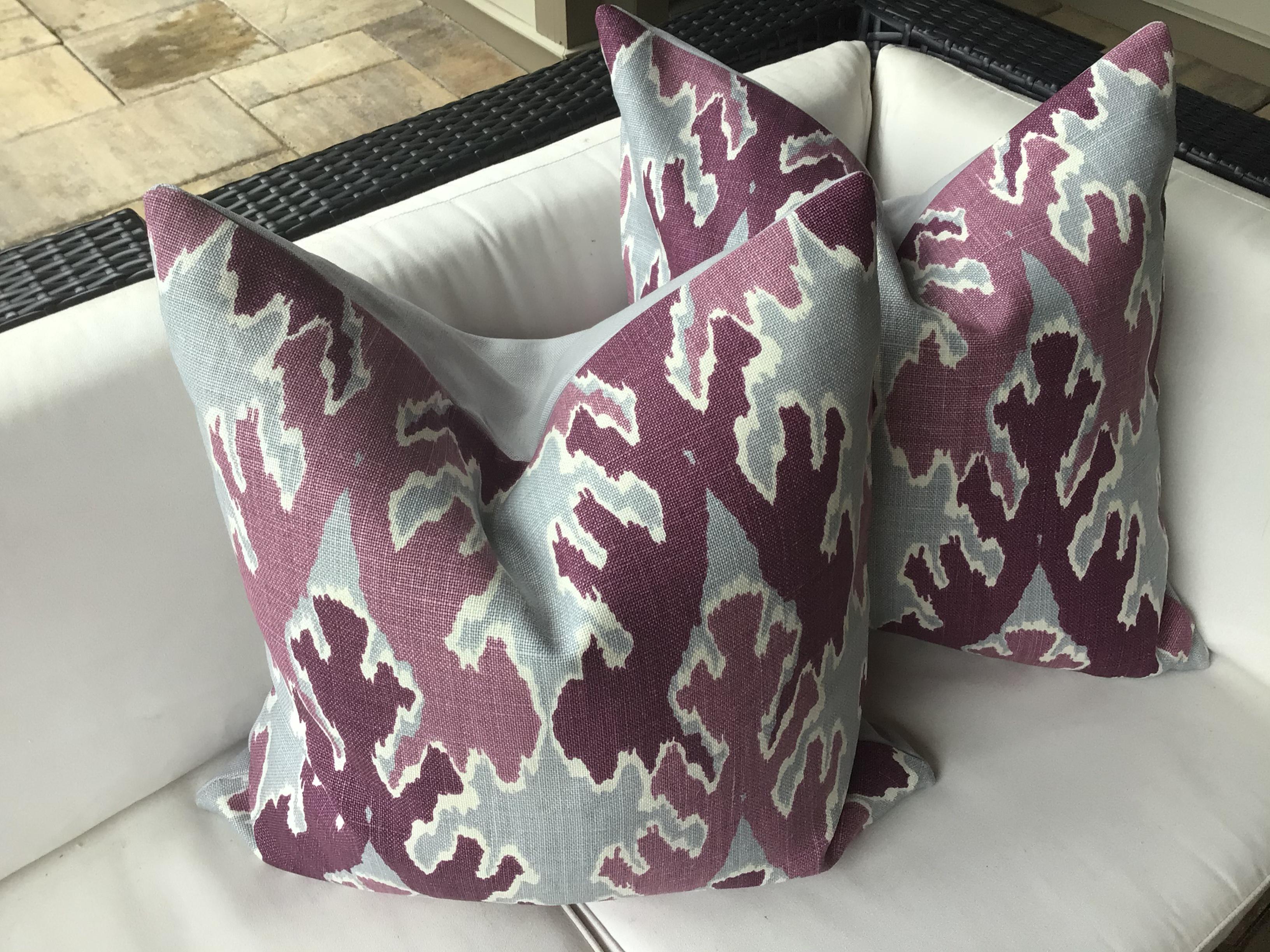 Contemporary Lee Jofa Bengal Bazaar Magenta and Gray Down Filled Pillows - a Pair For Sale