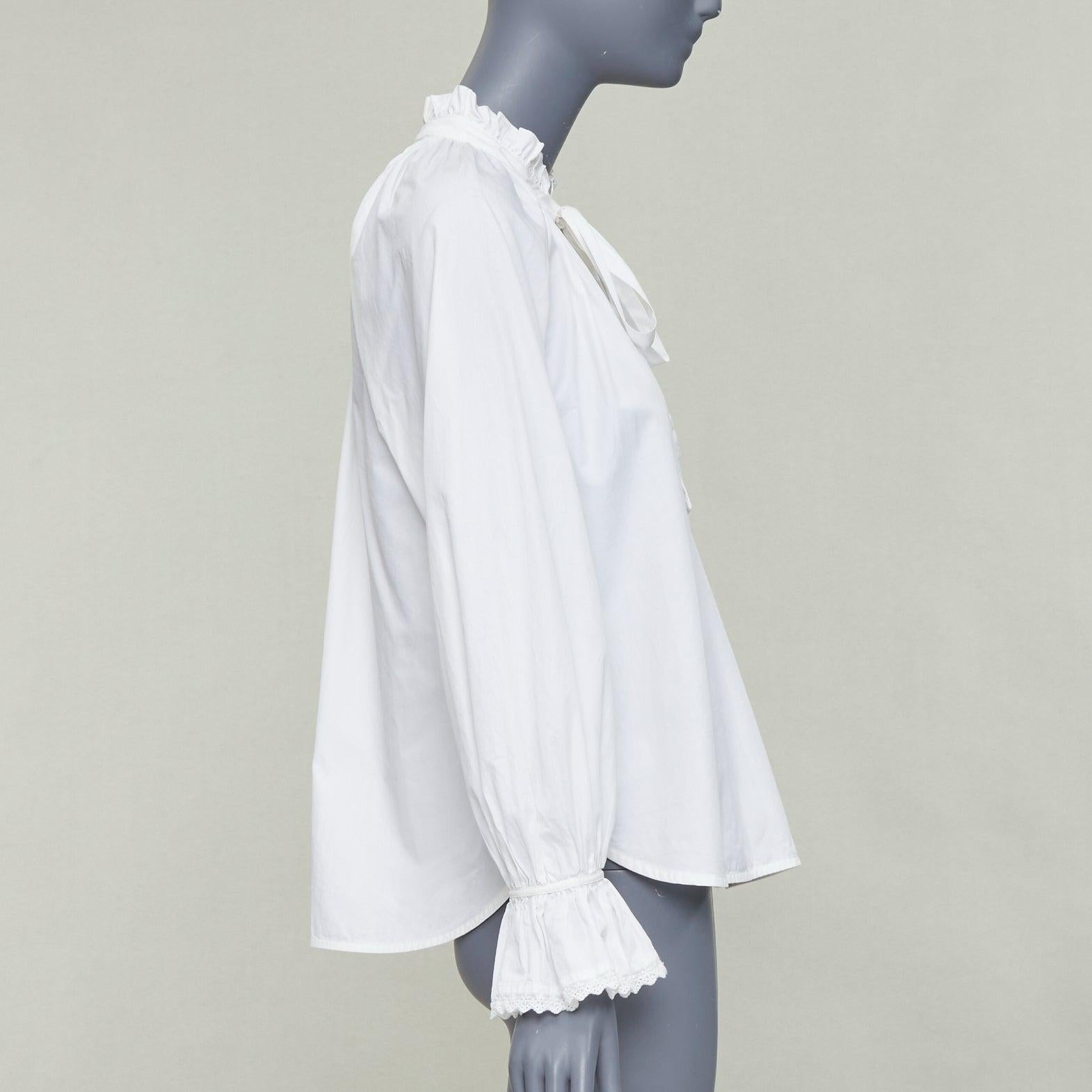 LEE MATHEWS camicetta in cotone bianco con volant e pizzo Sz.1 XS In condizioni buone in vendita a Hong Kong, NT