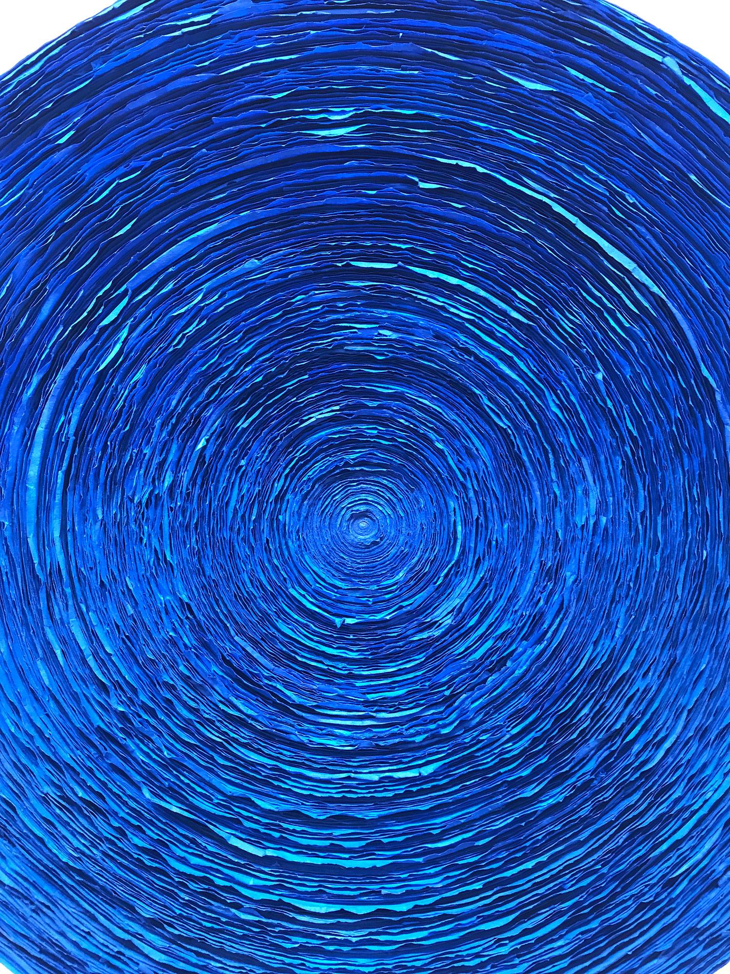 Zeitgenössisches Gemälde „Wave (Electric Blue)“ aus Mischtechnik auf Tafel – Painting von Lee Ok-nam