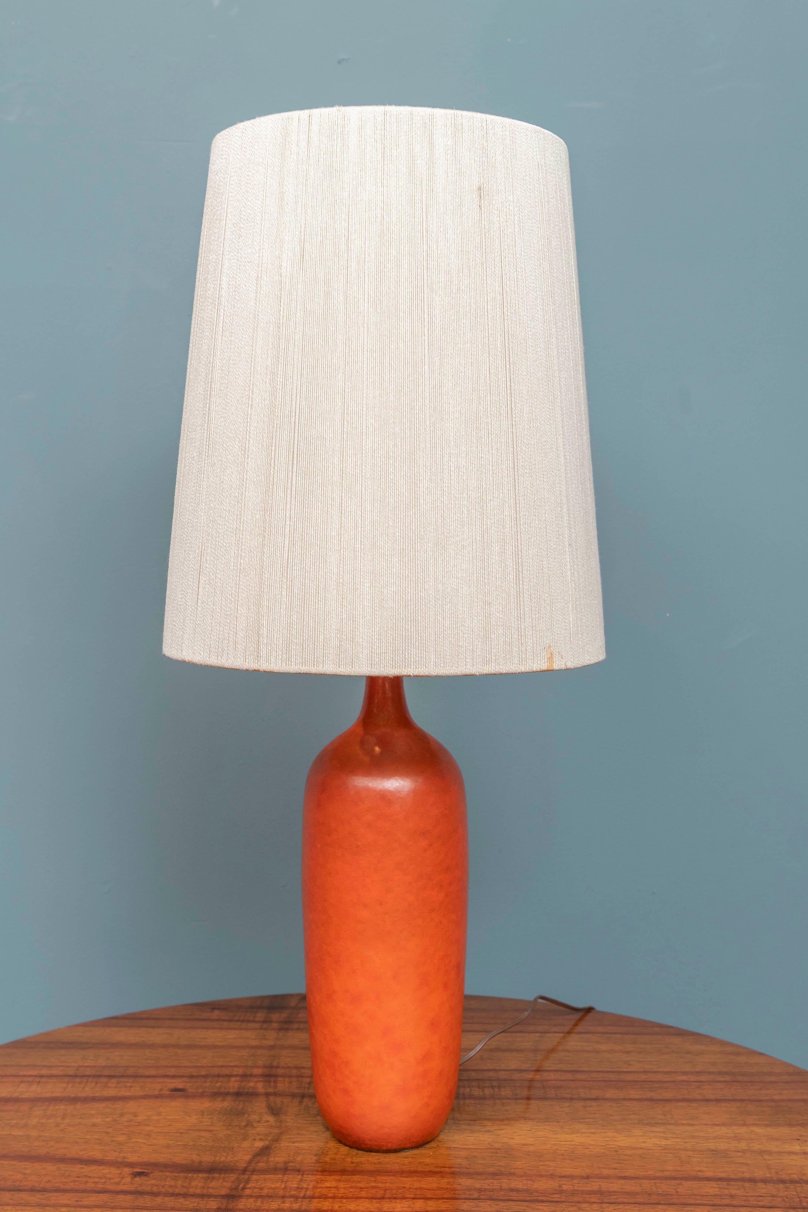 Design technics ceramic table lamp designed by Lee Rosen, stamped. It is even more gorgeous in person!