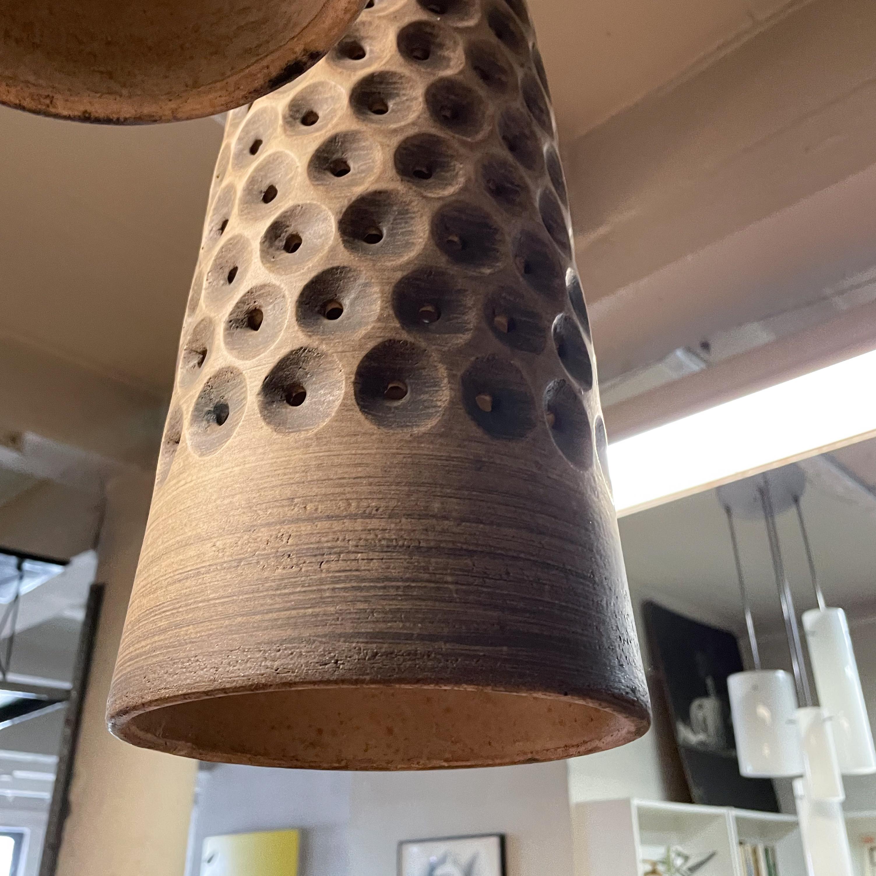 Lampe à suspension en céramique en spirale Lee Rosen pour Design Technics en vente 1