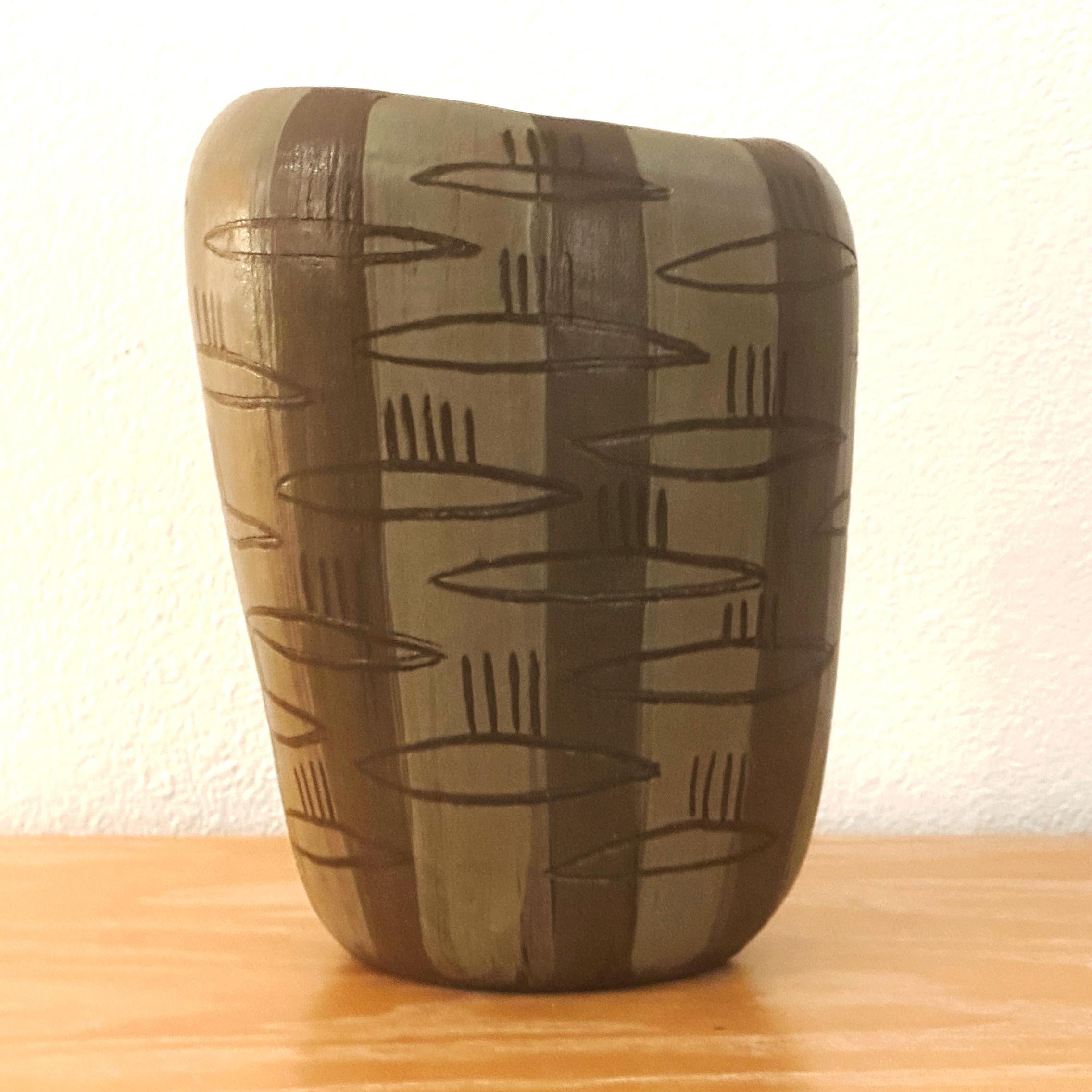 20th Century Lee Rosen Design Technics Incised & Slip Decorated Abstract Design Vase ca 1950s For Sale