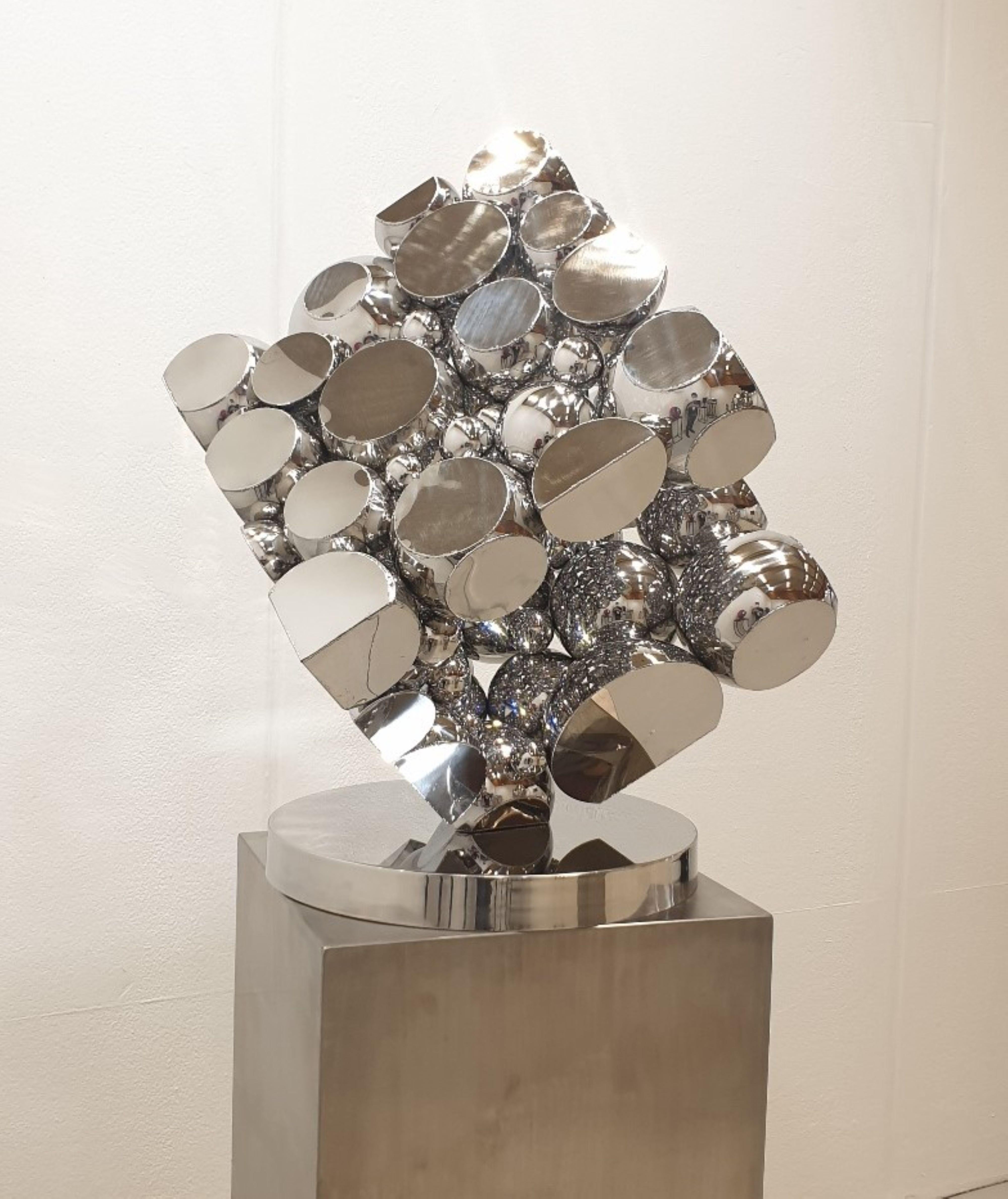 Infinity Cube - Other Art Style Sculpture by Lee Song Joon
