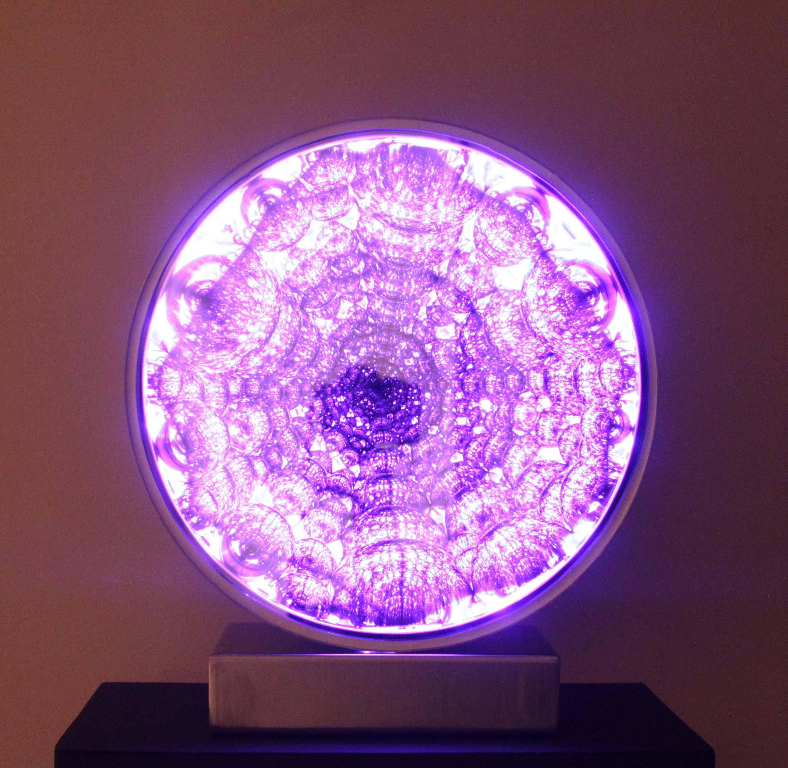 Round Infinity - Sculpture by Lee Song Joon
