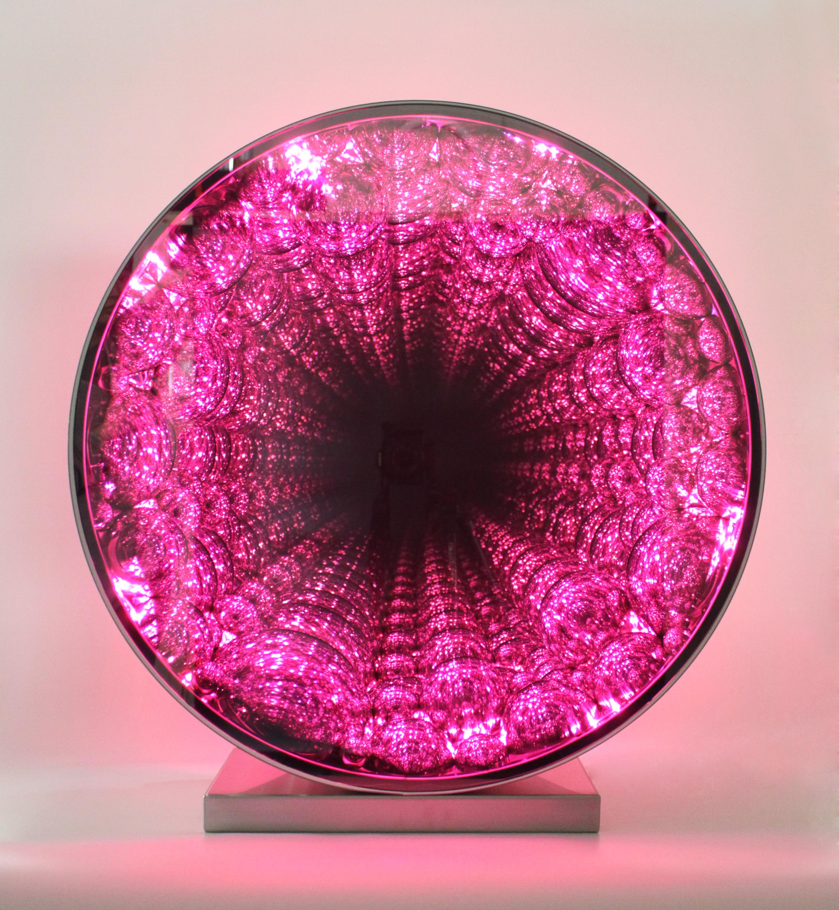 Lee Song Joon Abstract Sculpture - Wormhole 70