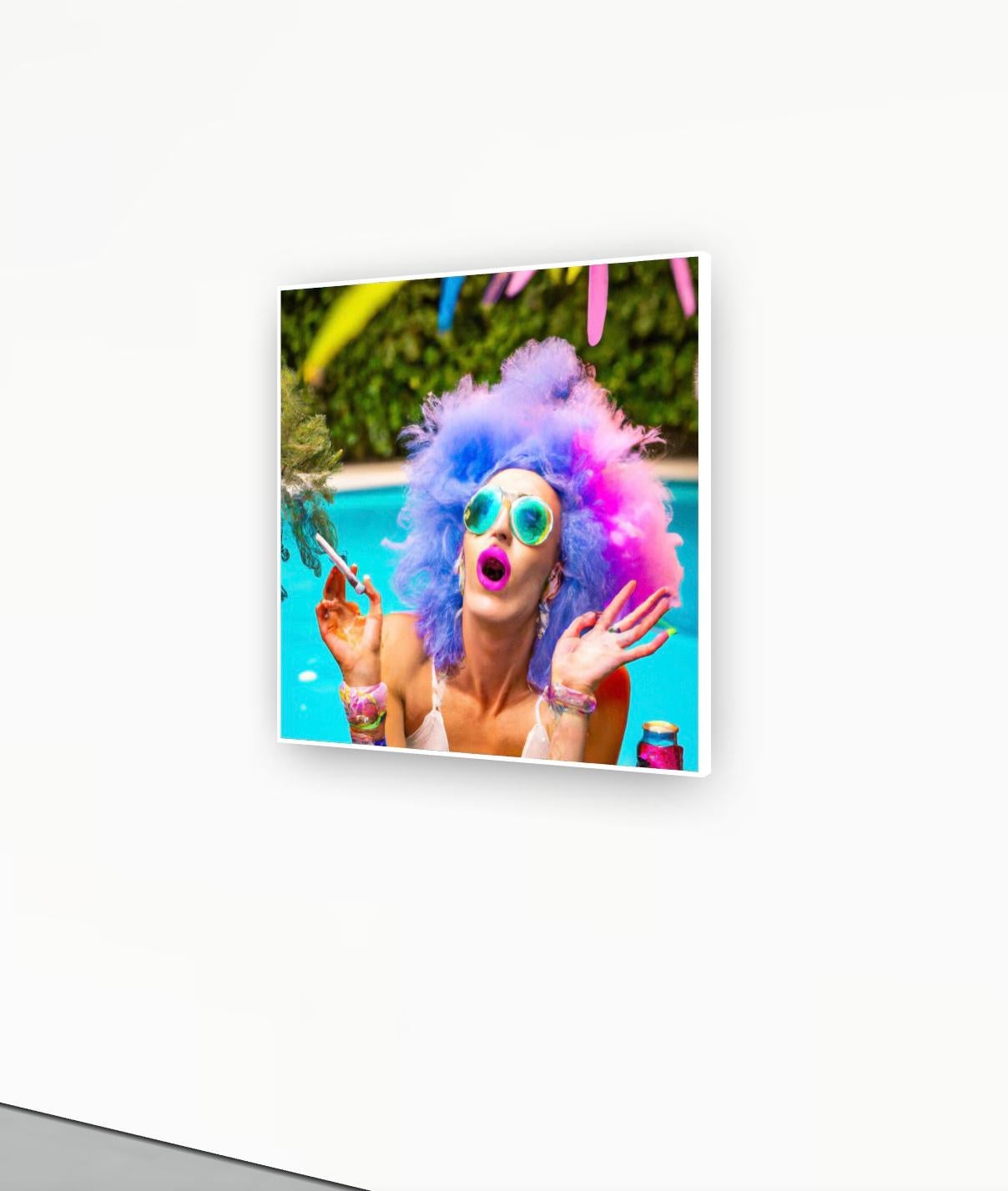 Poolside Party #1 (Naiades Serie 1) (Zeitgenössisch), Photograph, von Lee Wells