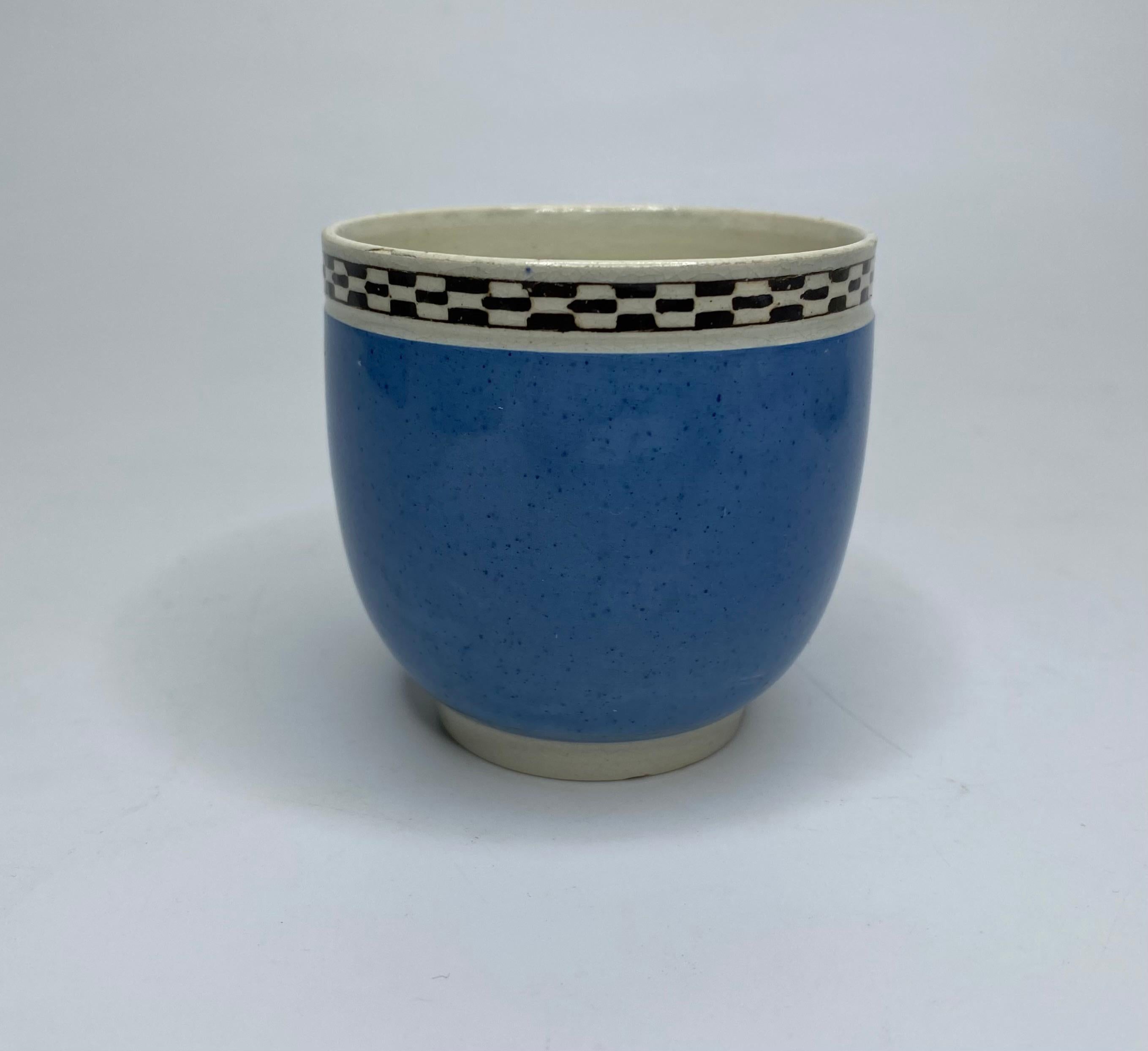 Leeds Pottery banded cup and saucer, c. 1790. For Sale 5