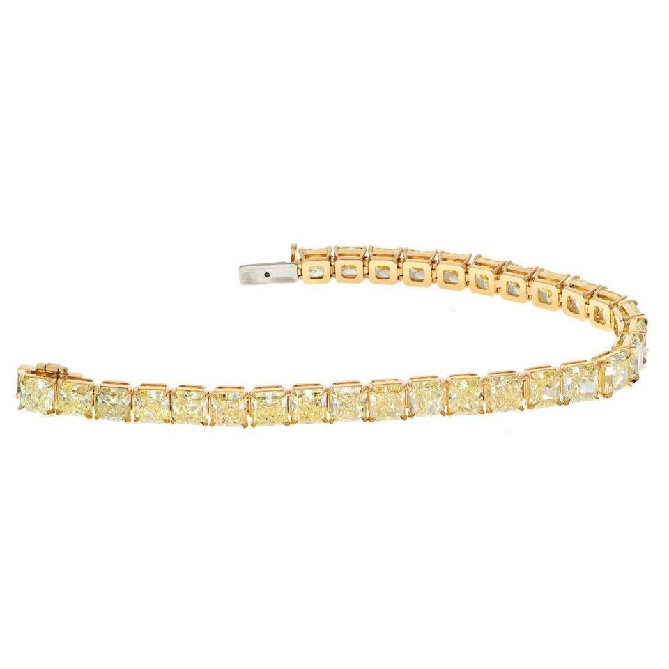 OUR LEGACY 28 Karat Diamantarmband mit Strahlenschliff  Fancy Color GIA zertifiziert im Angebot 2