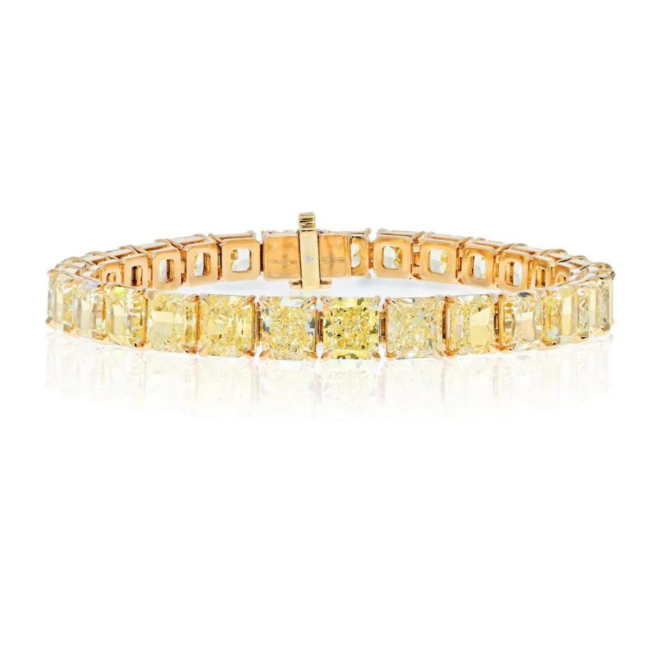 OUR LEGACY 28 Karat Diamantarmband mit Strahlenschliff  Fancy Gelb (Radiantschliff) im Angebot