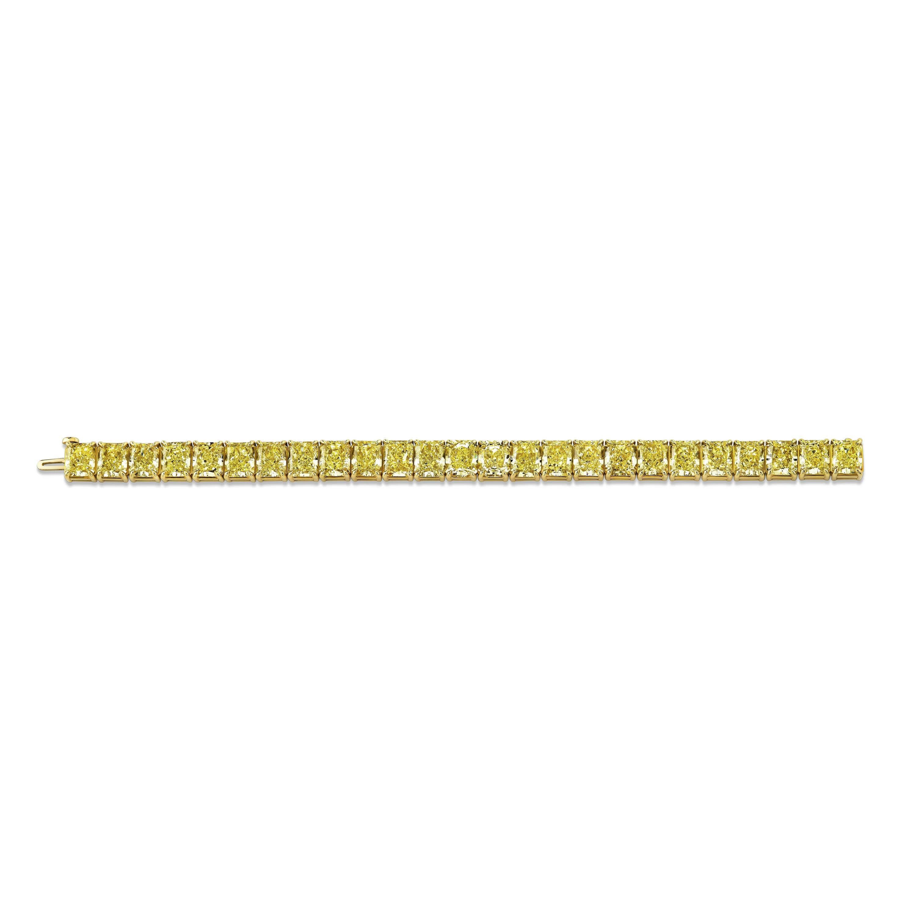 LEGACY Diamants naturels de 45 carats de couleur jaune fantaisie taille radiant en vente 3