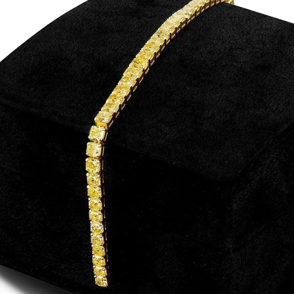 LEGACY 60 Carat  Diamants de taille coussin de couleur jaune fantaisie Bracelet de tennis GIA en vente 2