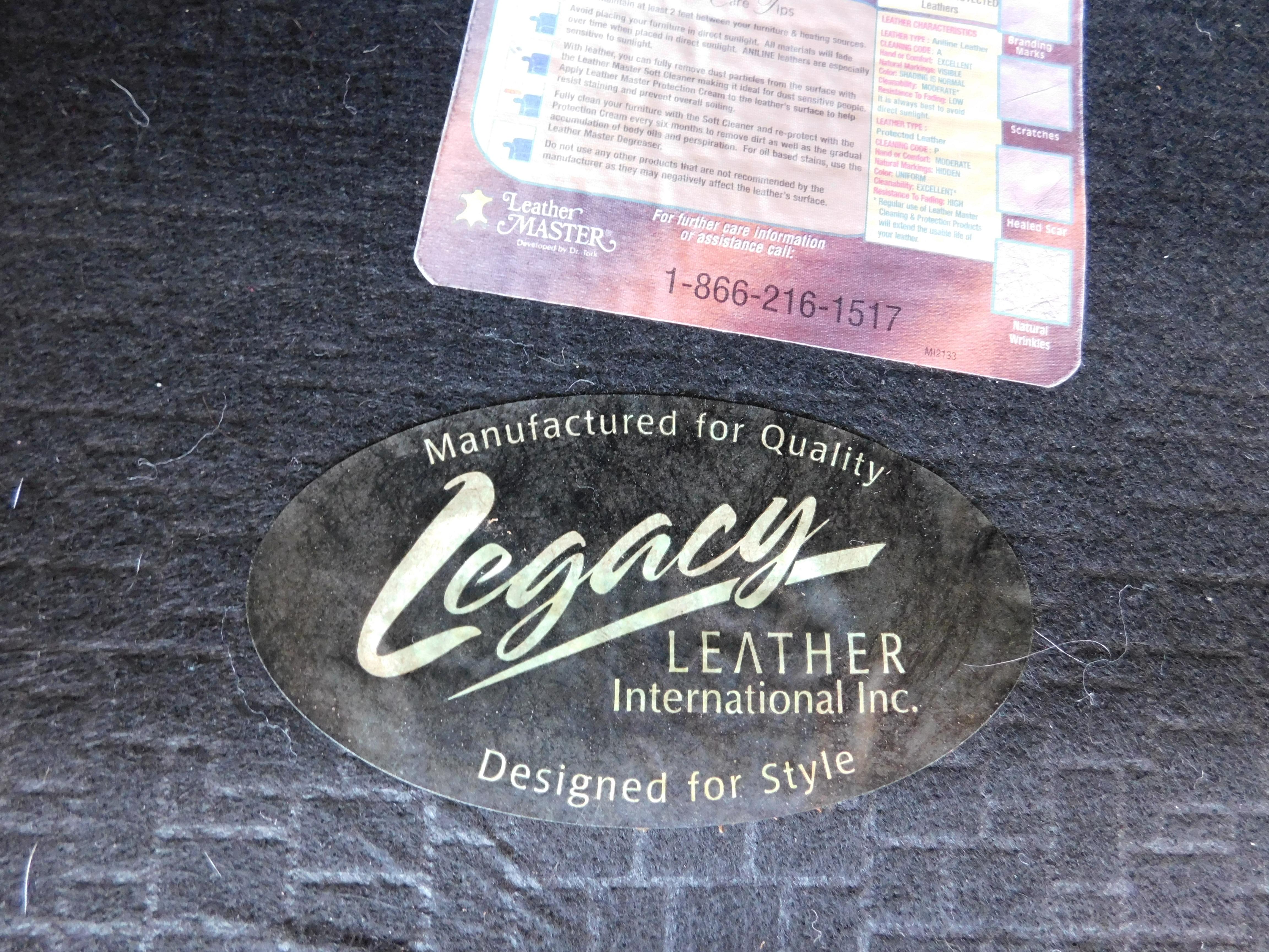Legacy Leather International Inc. 4 Pc Sectional Sofa  7