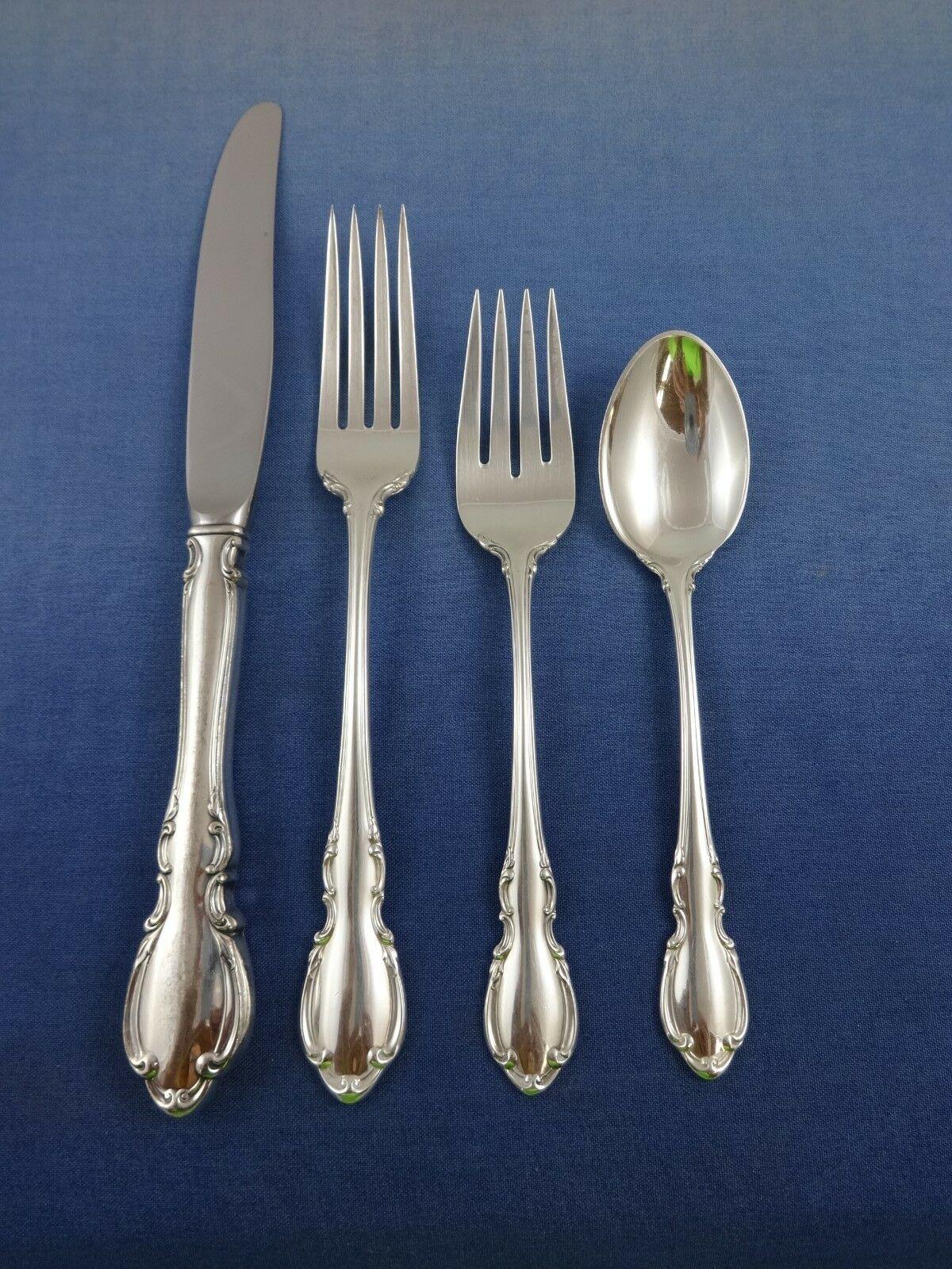 Legato by Towle sterling silver flatware set, 55 pieces. This set includes:

12 knives, 9