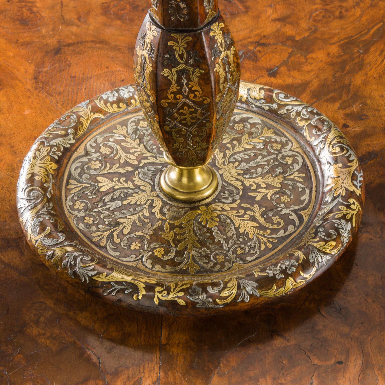 Tabletop lectern. Early 18th Century For Sale 3