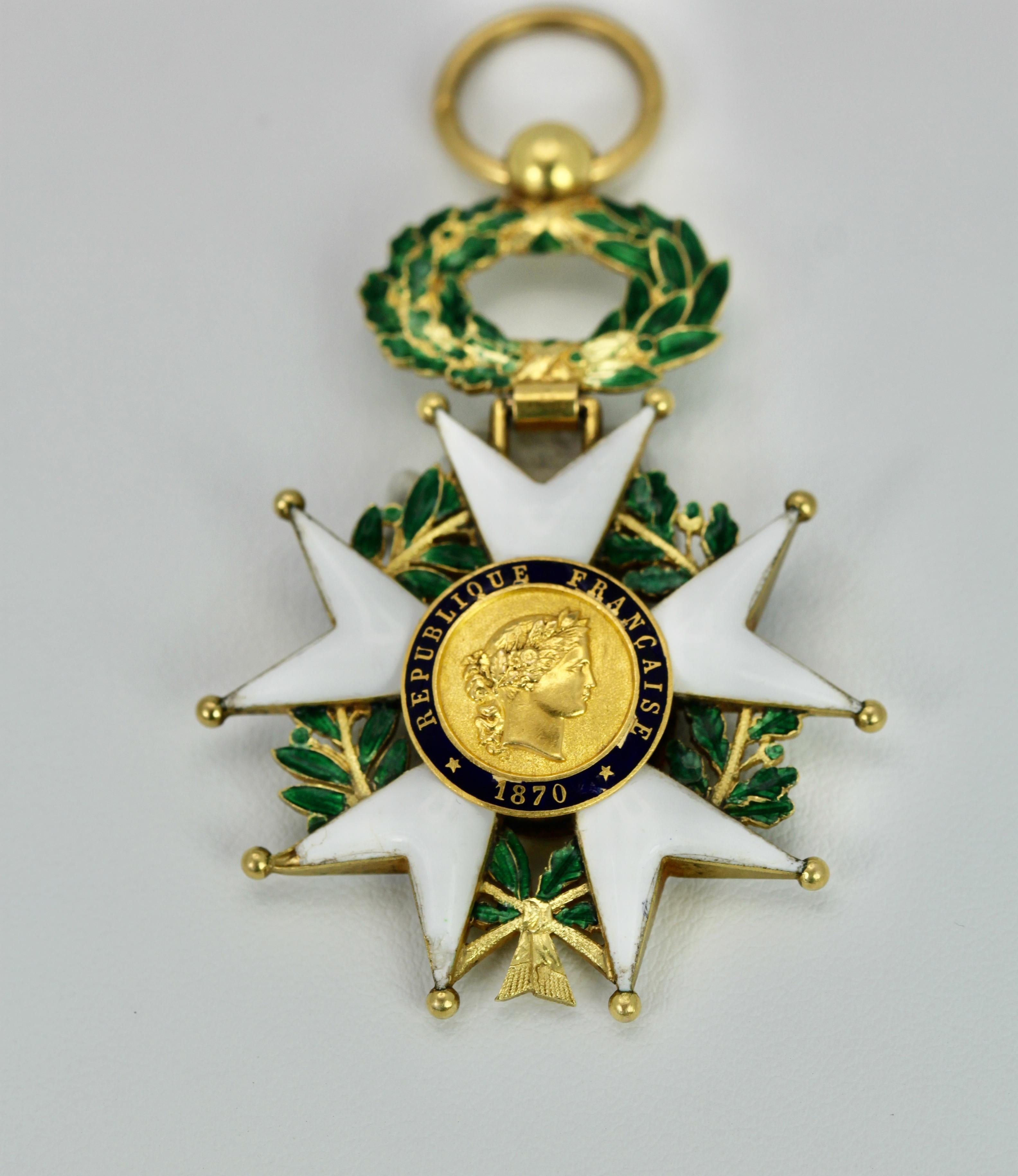 Legion D'Honneur Enamel Medal Pendant 18K Gold French 4