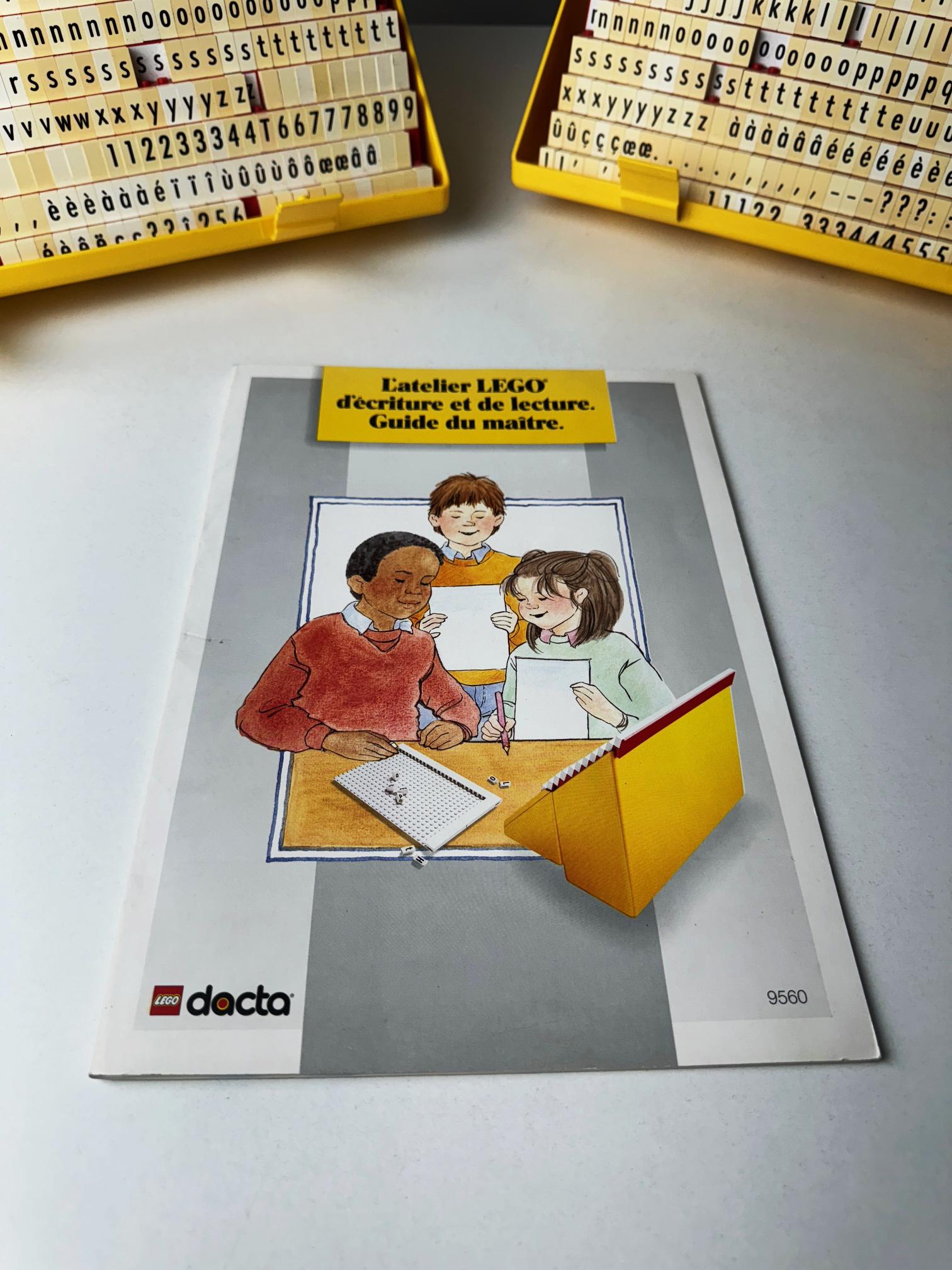 Plastique LEGO DACTA 9550 : Typesetters Shop, ensemble de composition, pièce de collection des années 90 en vente