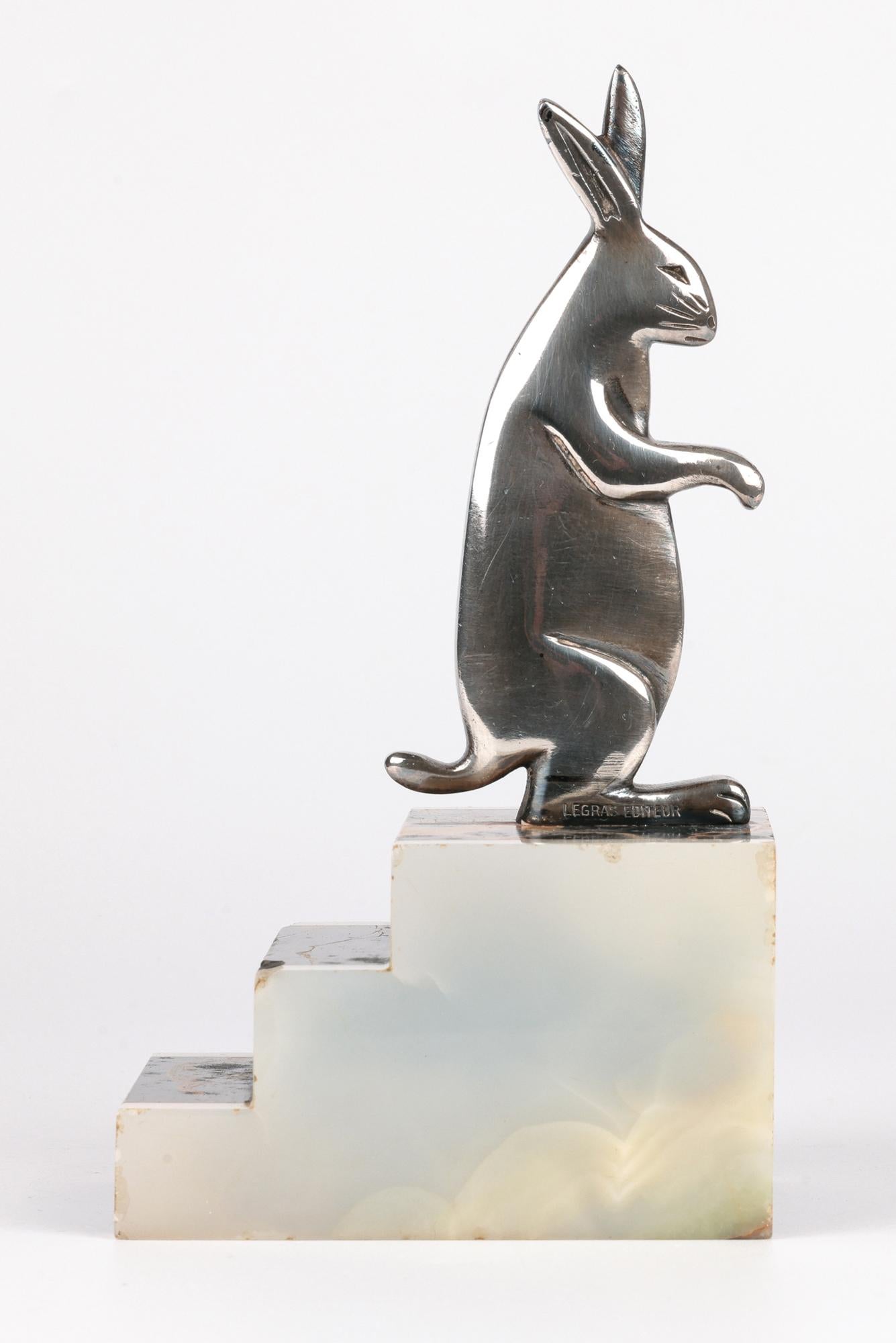 Seltenes Art-Déco-Paar versilberte kubistische Hare-Buchstützen, Legras Editeur, Legras Editeur (Handgefertigt) im Angebot