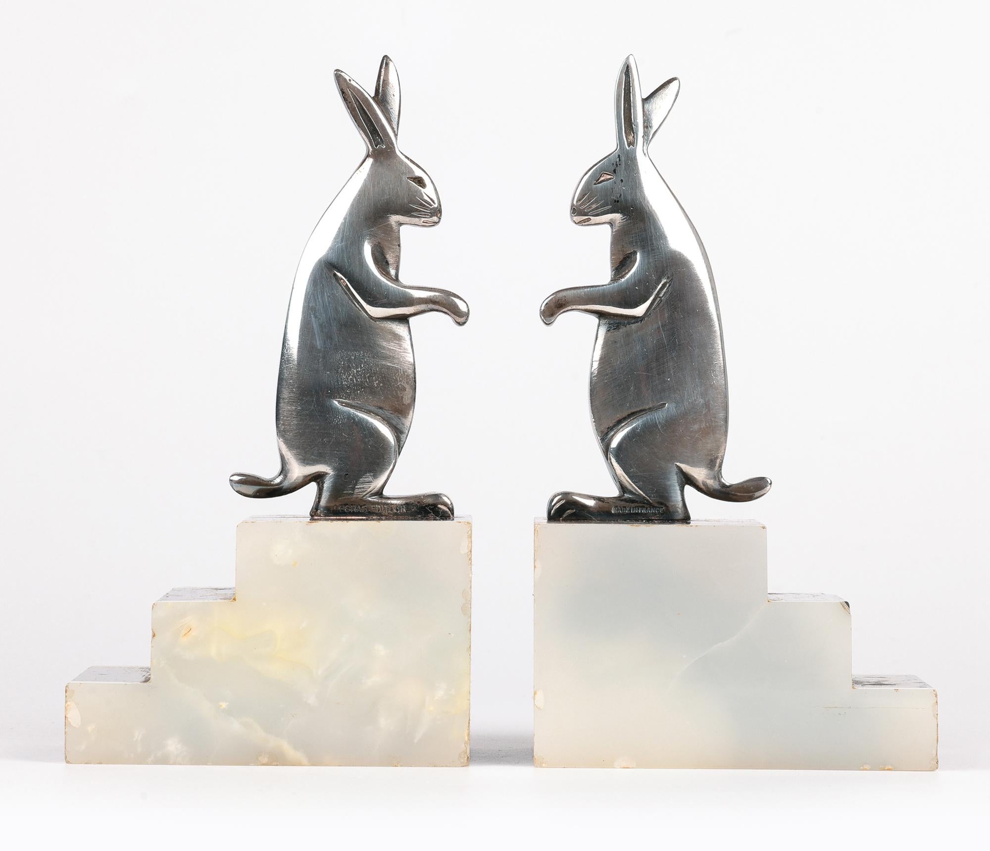Seltenes Art-Déco-Paar versilberte kubistische Hare-Buchstützen, Legras Editeur, Legras Editeur (Frühes 20. Jahrhundert) im Angebot