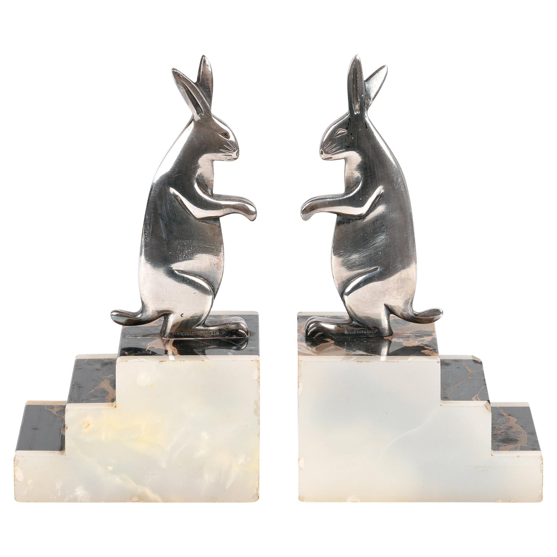 Seltenes Art-Déco-Paar versilberte kubistische Hare-Buchstützen, Legras Editeur, Legras Editeur