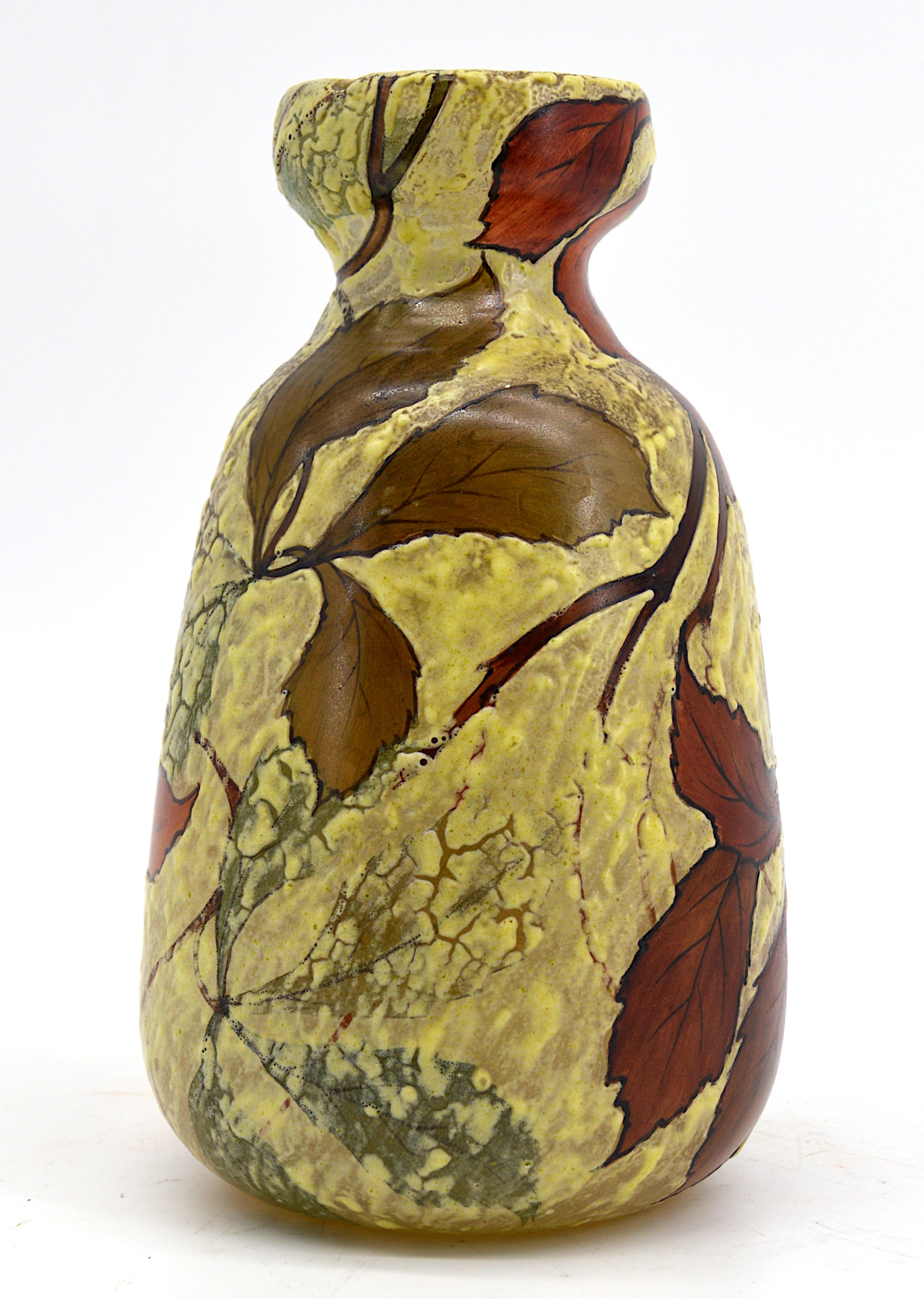 Legras Französische emaillierte Jugendstilvase, frühe 1900er Jahre (Art nouveau) im Angebot