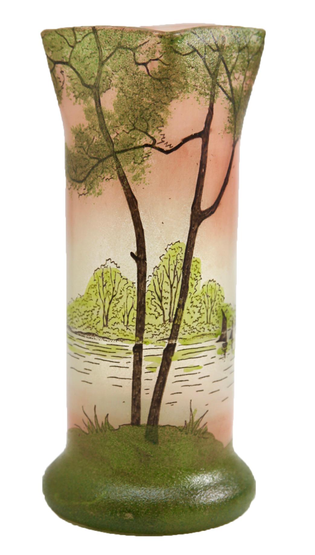 Legras Hand-Painted Decoration Glass Vase, 1900-1914 In Good Condition For Sale In Verviers, BE