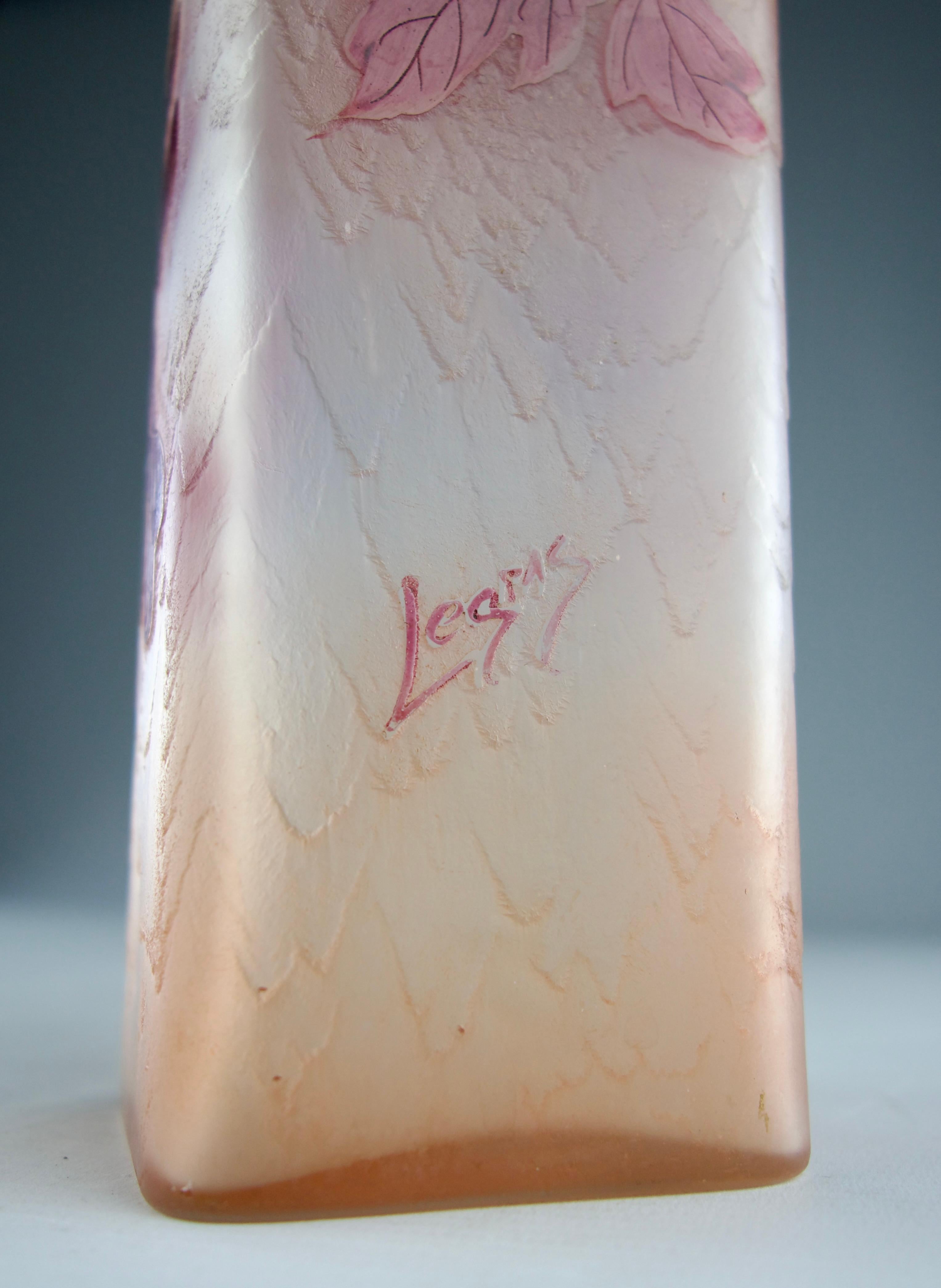 Francese Legras, Vaso quadrato in vetro acidato con foglie d'acero e Samara, Art Nouveau francese del 1900 in vendita