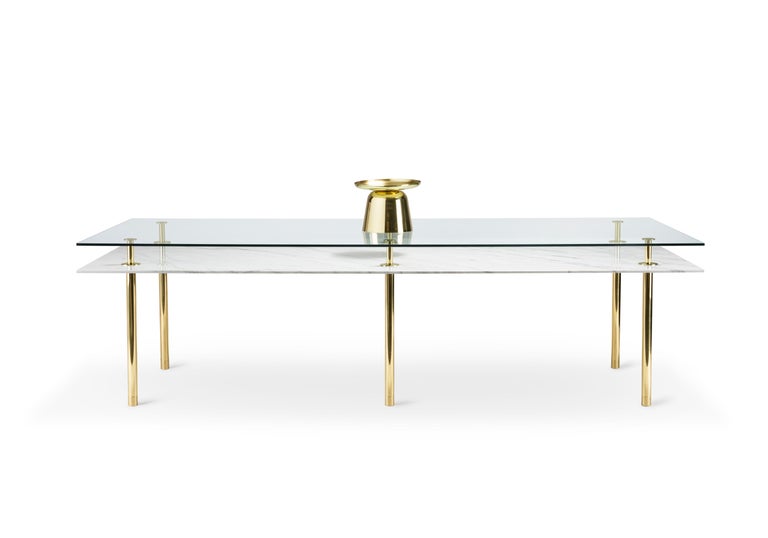 Legs Large Dining Table with Calacatta Gold Marble Top and Polished Brass In Excellent Condition For Sale In Brooklyn, NY