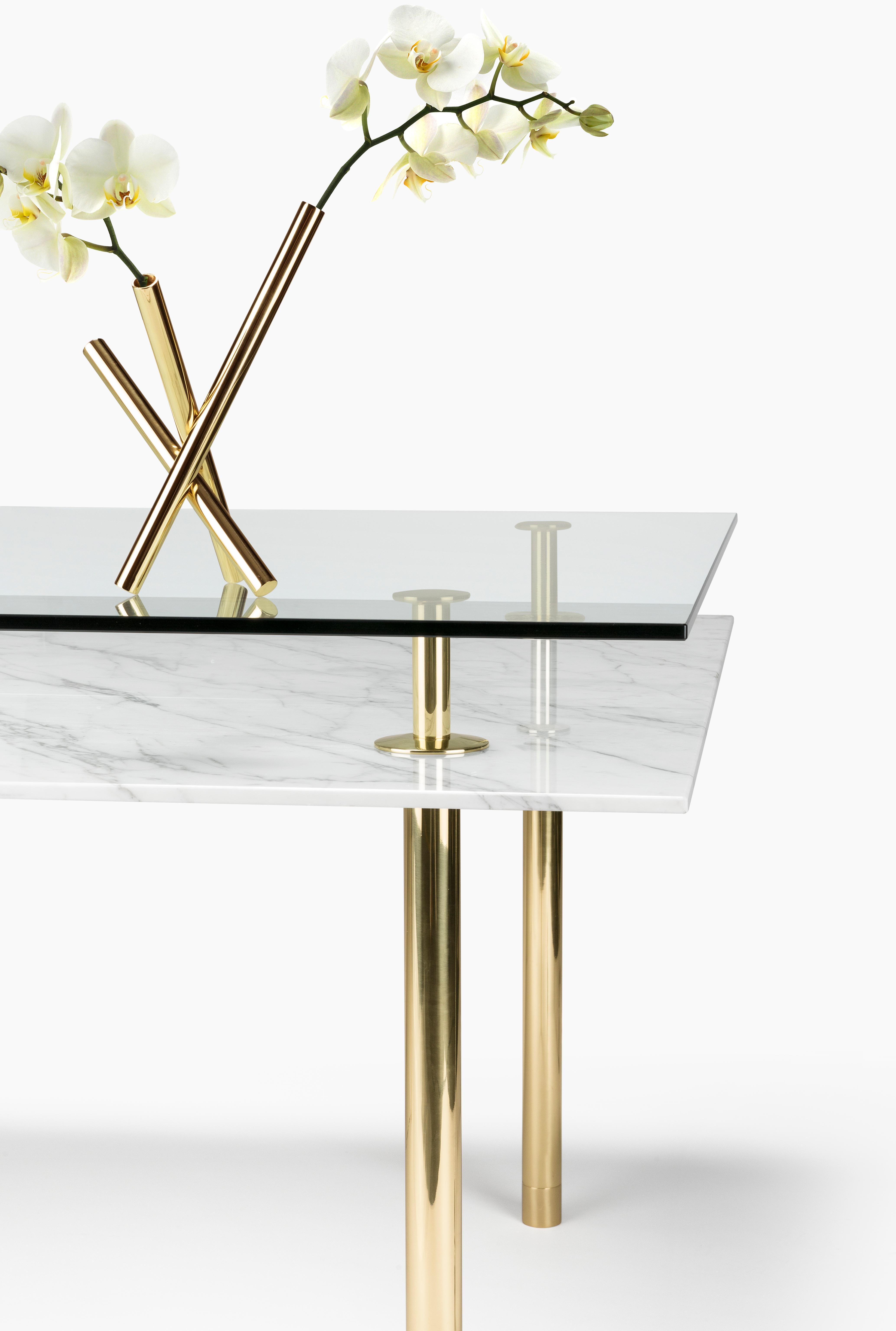 Legs Large Dining Table with Calacatta Gold Marble Top and Polished Brass For Sale 2